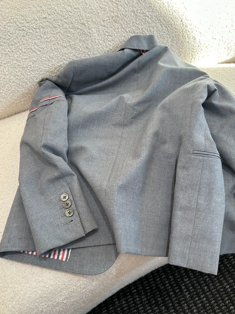 Thom Browne Thom Browne size0 Suit Size 36R - 5 Thumbnail