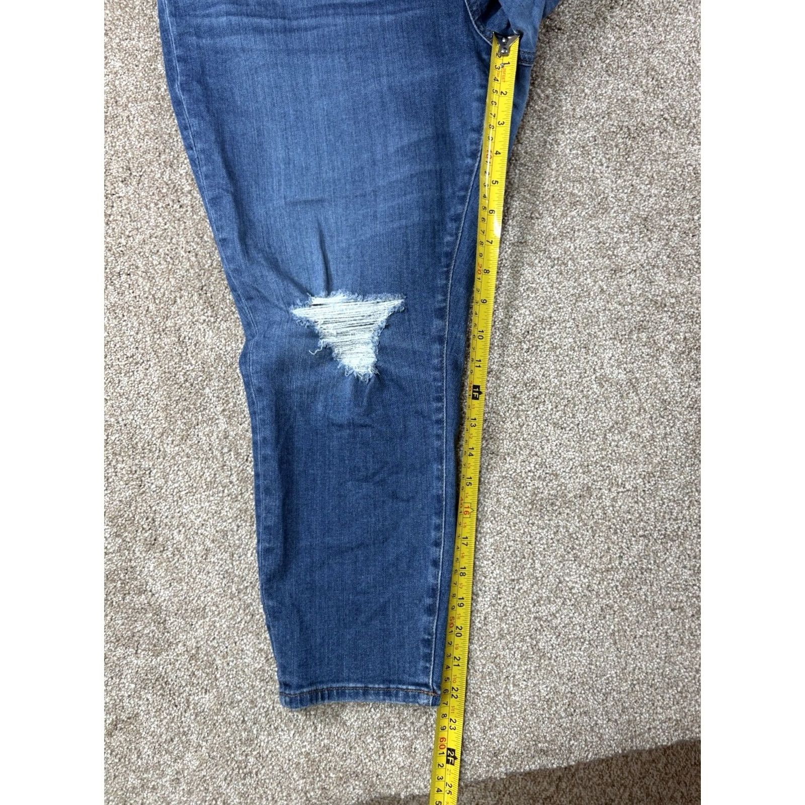 Madewell Madewell Jeans Women 34 P Curvy Skinny Crop High Rise Medium Wash Distressed Jeans Women Crop Skinny High Rise Medium Wash Distressed Size 24" / US 00 / IT 34 - 5 Thumbnail