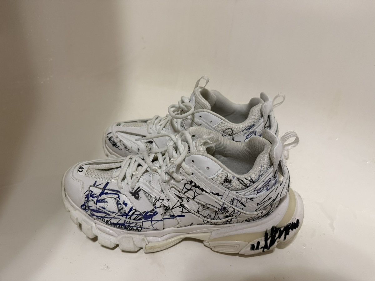 Balenciaga Balenciaga track graffiti white EXTREMELY RARE Size US 9 / EU 42 - 3 Thumbnail