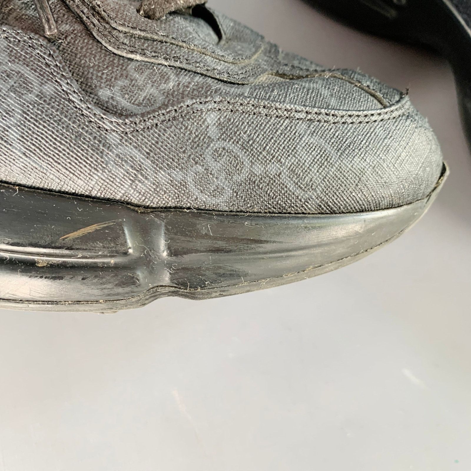 Gucci GUCCI Size 10.5 Guccissima Black Grey Monogram Sneakers Size US 10.5 / EU 43-44 - 11 Thumbnail