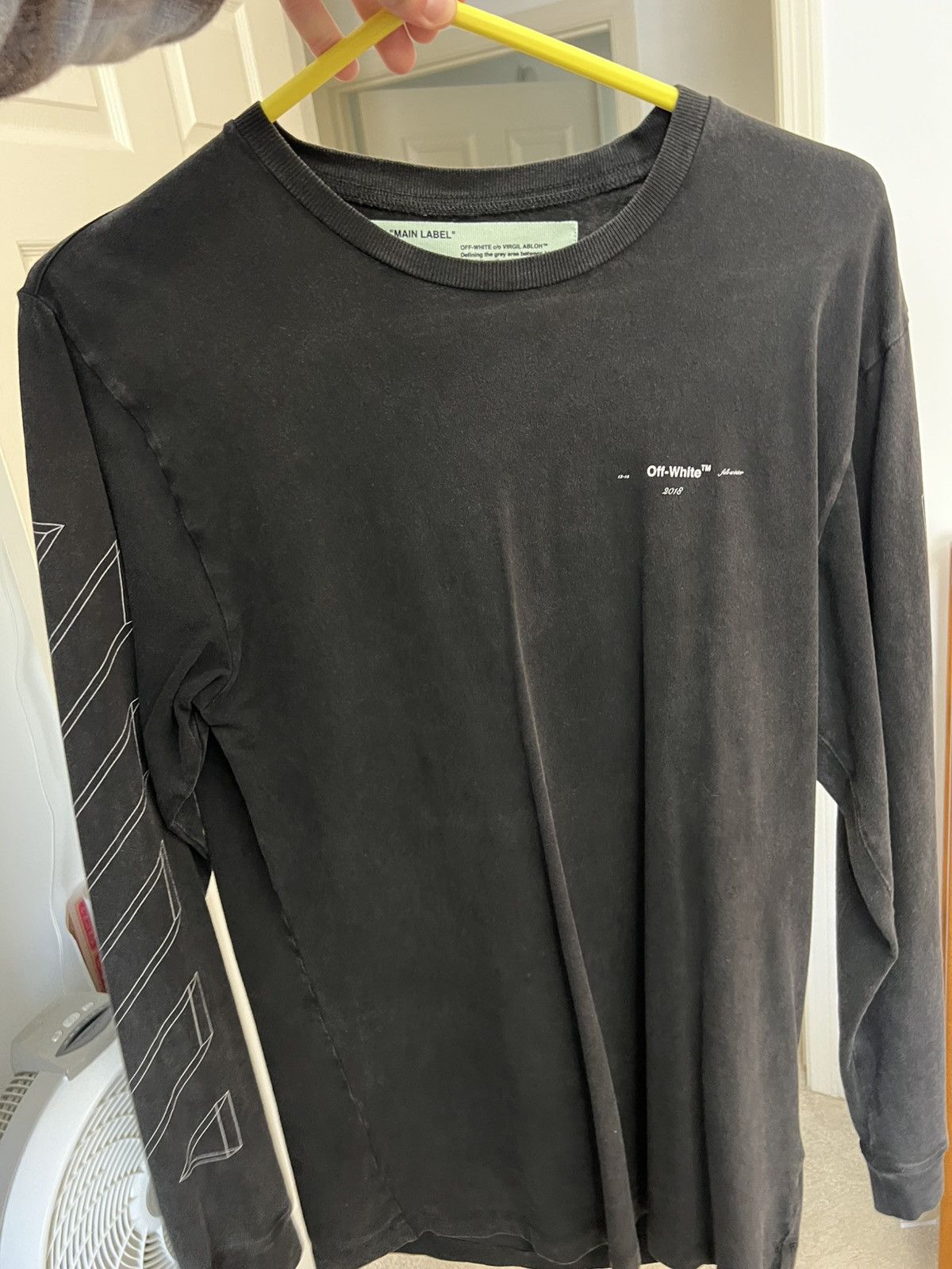 Off-White Off White long sleeve tshirt fw17 Size US M / EU 48-50 / 2 - 2 Thumbnail