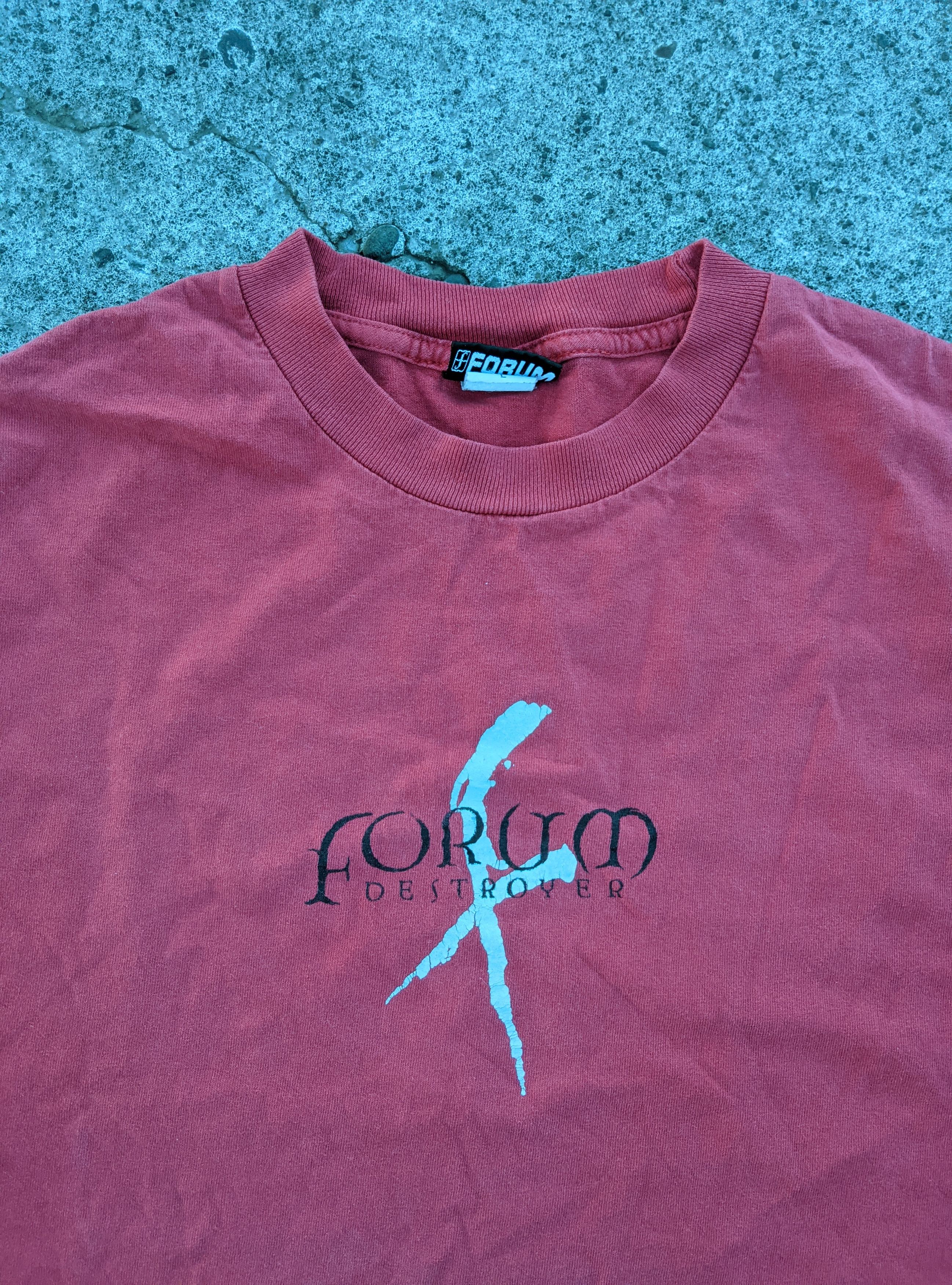 Vintage Vintage 90s forum snowboards foursquare destroyer t shirt Size US L / EU 52-54 / 3 - 2 Thumbnail