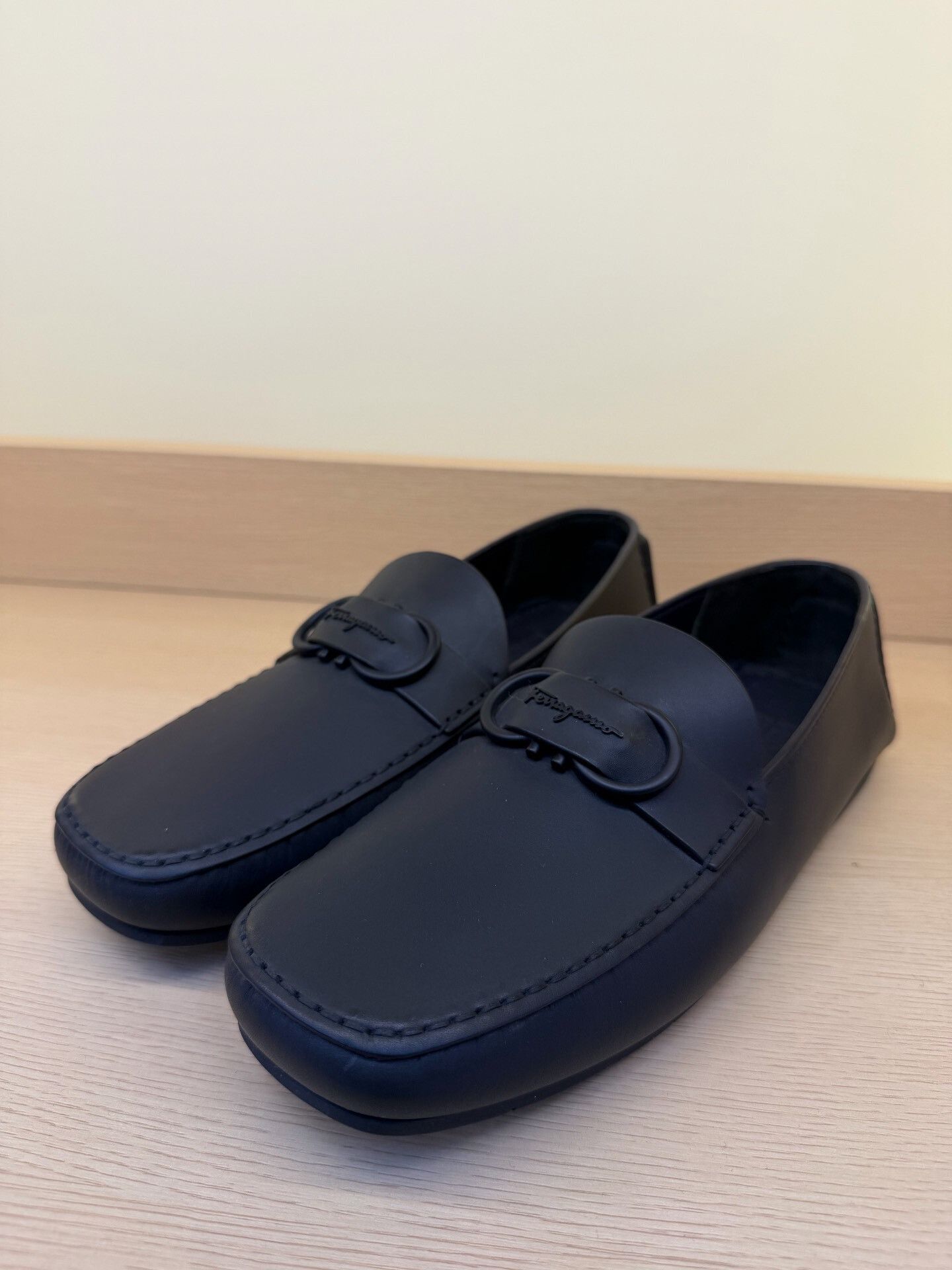 Salvatore Ferragamo Ferragamo Men's Leather Loafers Size US 8 / EU 41 - 1 Thumbnail
