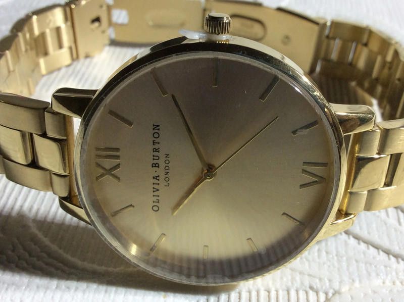 Designer olivia gold stainless steel watch Size ONE SIZE - 10 Thumbnail