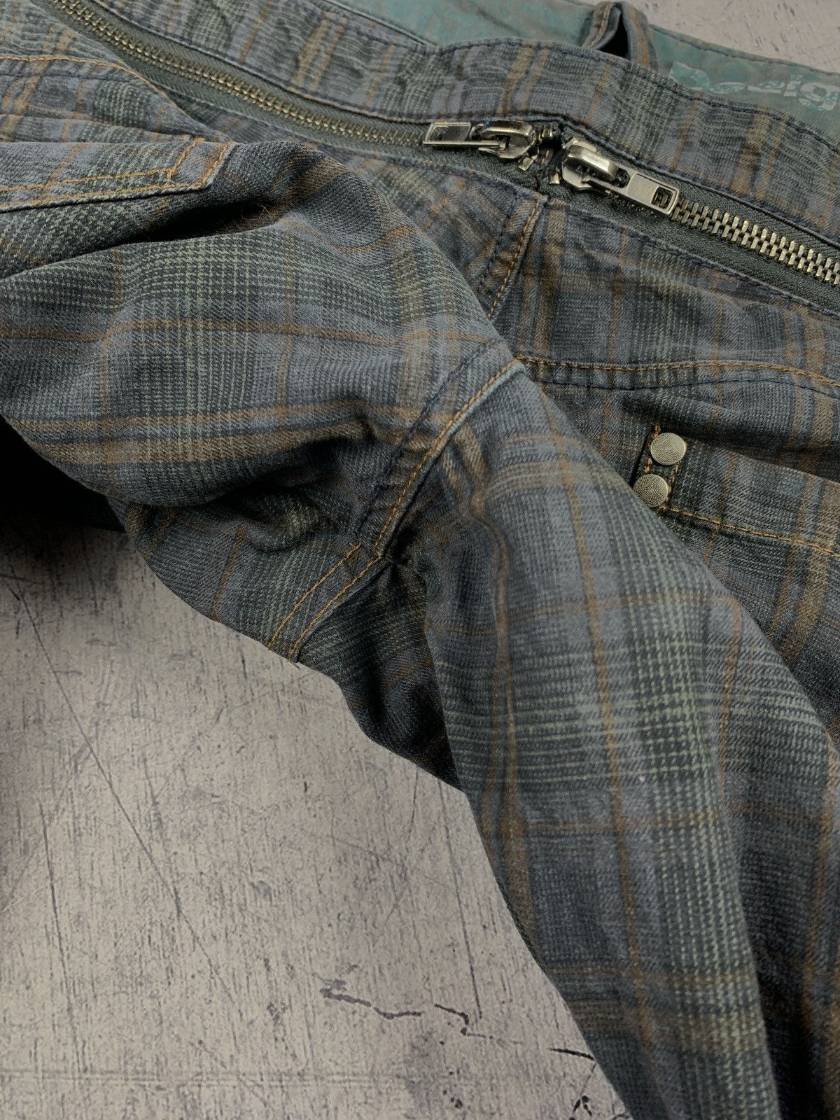 Desigual Vintage Y2K Desigual Plaid Avant Garde Pants Size 40 Regular Size US 31 - 22 Thumbnail