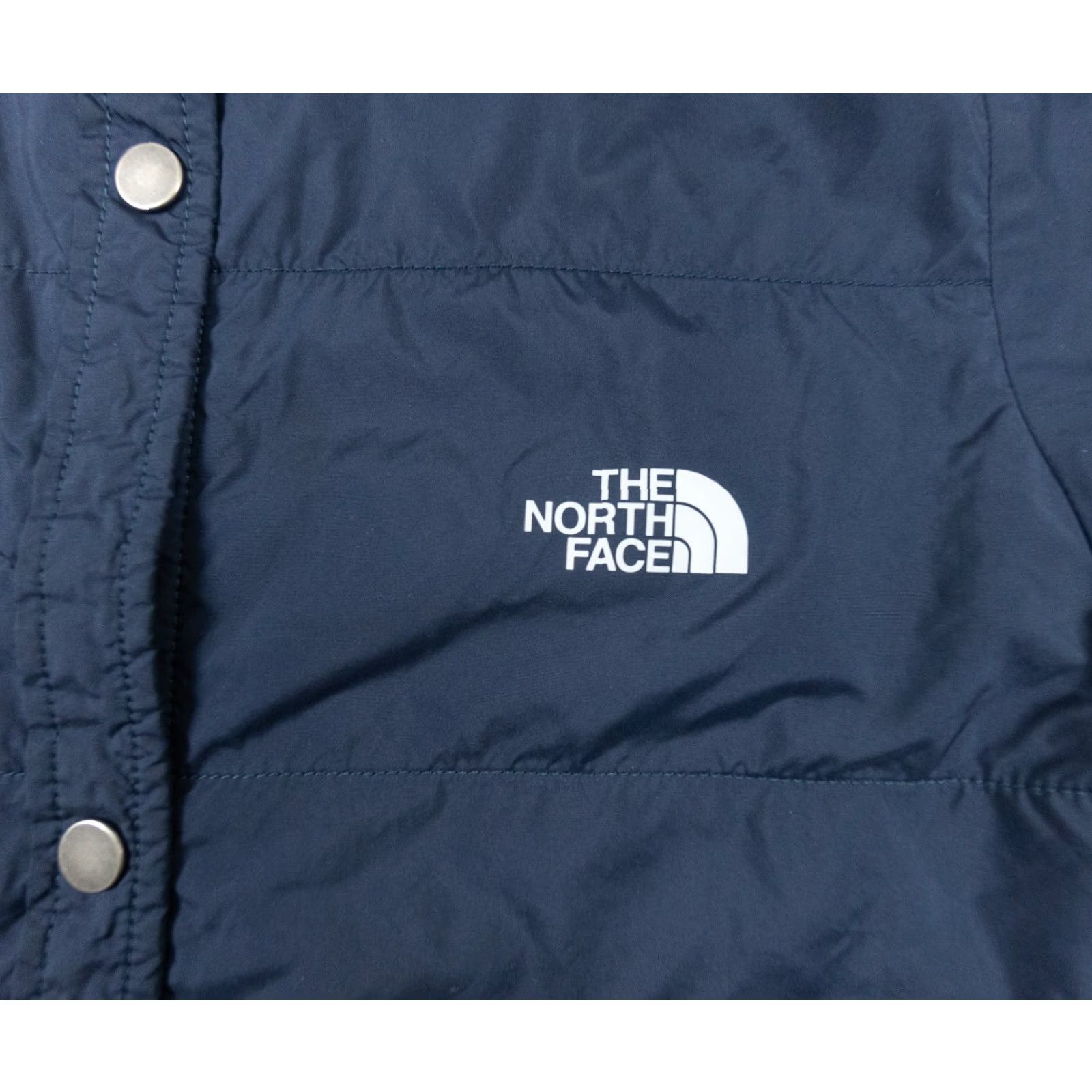 The North Face The North Face Shacket Women’s Medium Blue Reversible Snap Button Windbreaker Casual Lining Polyester Logo Late 2010s Womens Size M / US 6-8 / IT 42-44 - 3 Thumbnail
