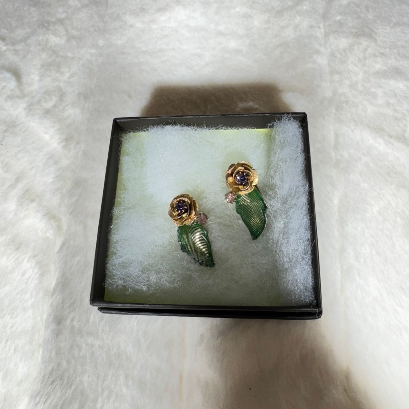 NBDN Nobrandedon VTG rare Hobe clip earrings Size ONE SIZE - 4 Thumbnail