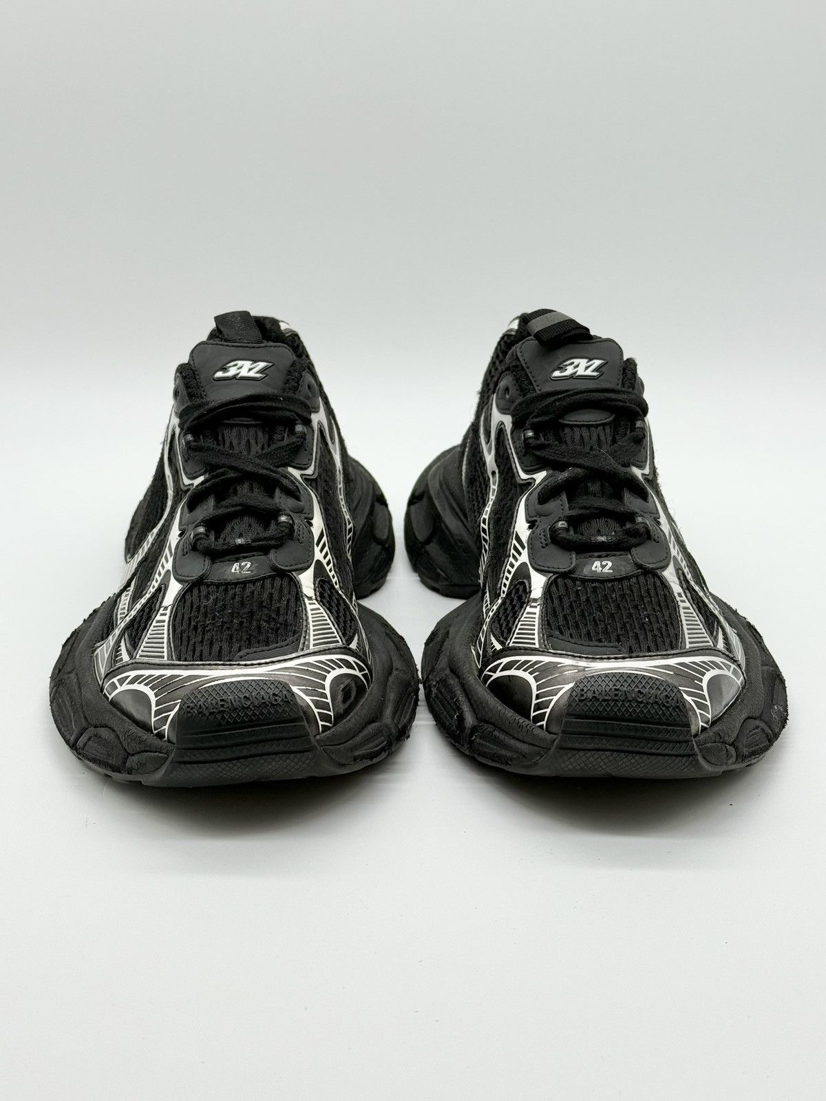 Balenciaga Size 9 - Balenciaga 3XL Sneaker Worn-Out - Black Size US 9 / EU 42 - 4 Thumbnail