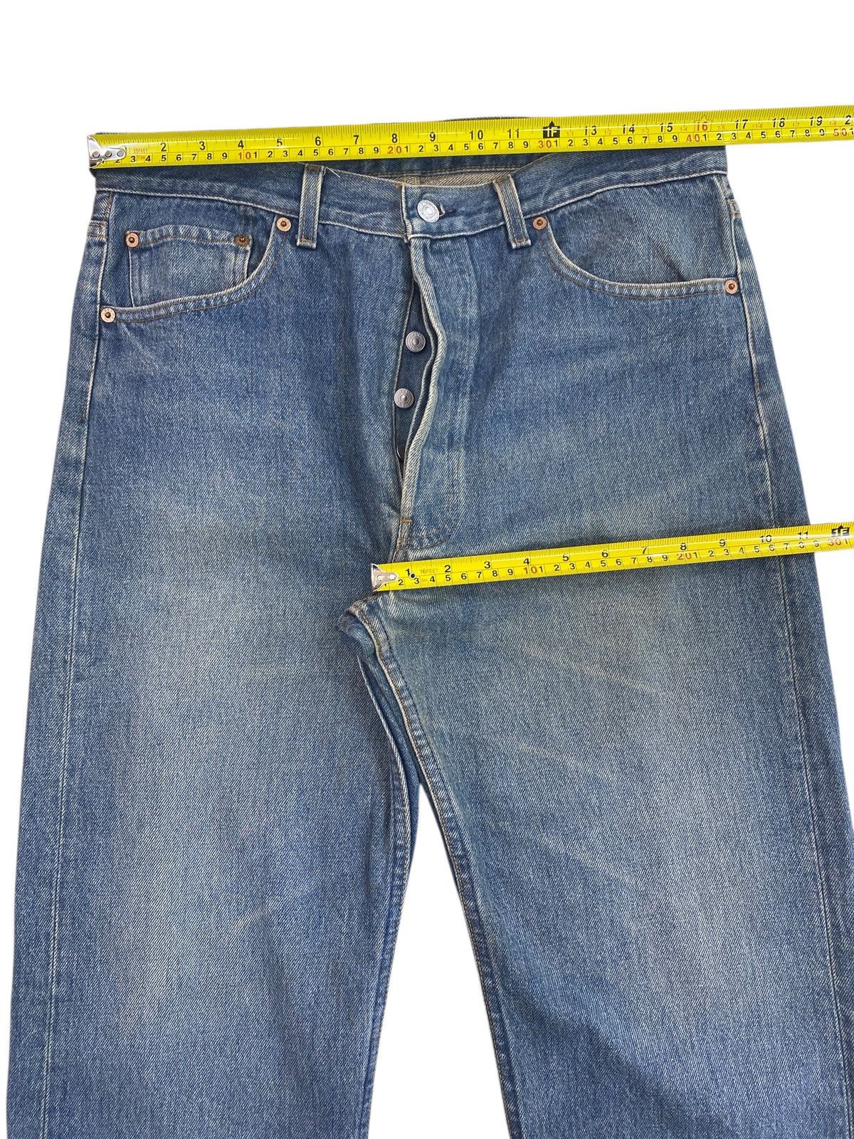 Levi's Vintage 501 Levi’s Medium Blue Wash Style Loose Jeans Size US 33 - 9 Thumbnail
