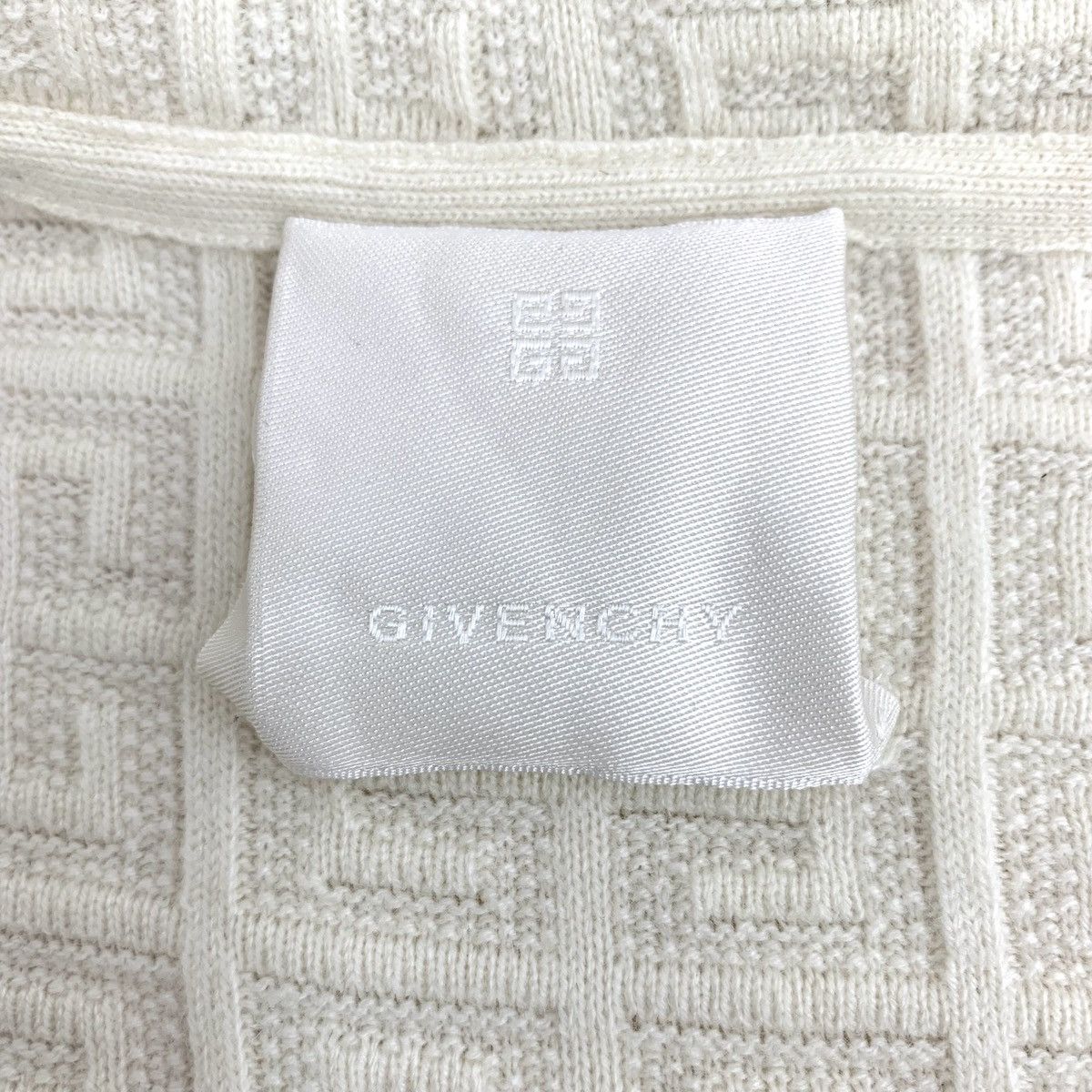 Givenchy Givenchy beige full print cashmere knit jacket Size S / US 4 / IT 40 - 6 Thumbnail