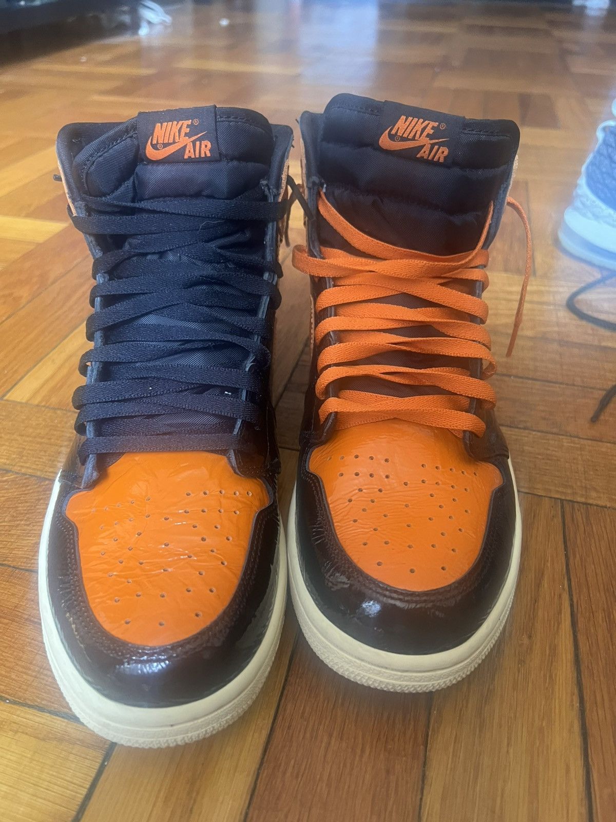 Jordan Brand Air Jordan 1 Retro High OG “Shattered Backboard 3.0” Size US 12 / EU 45 - 1 Thumbnail