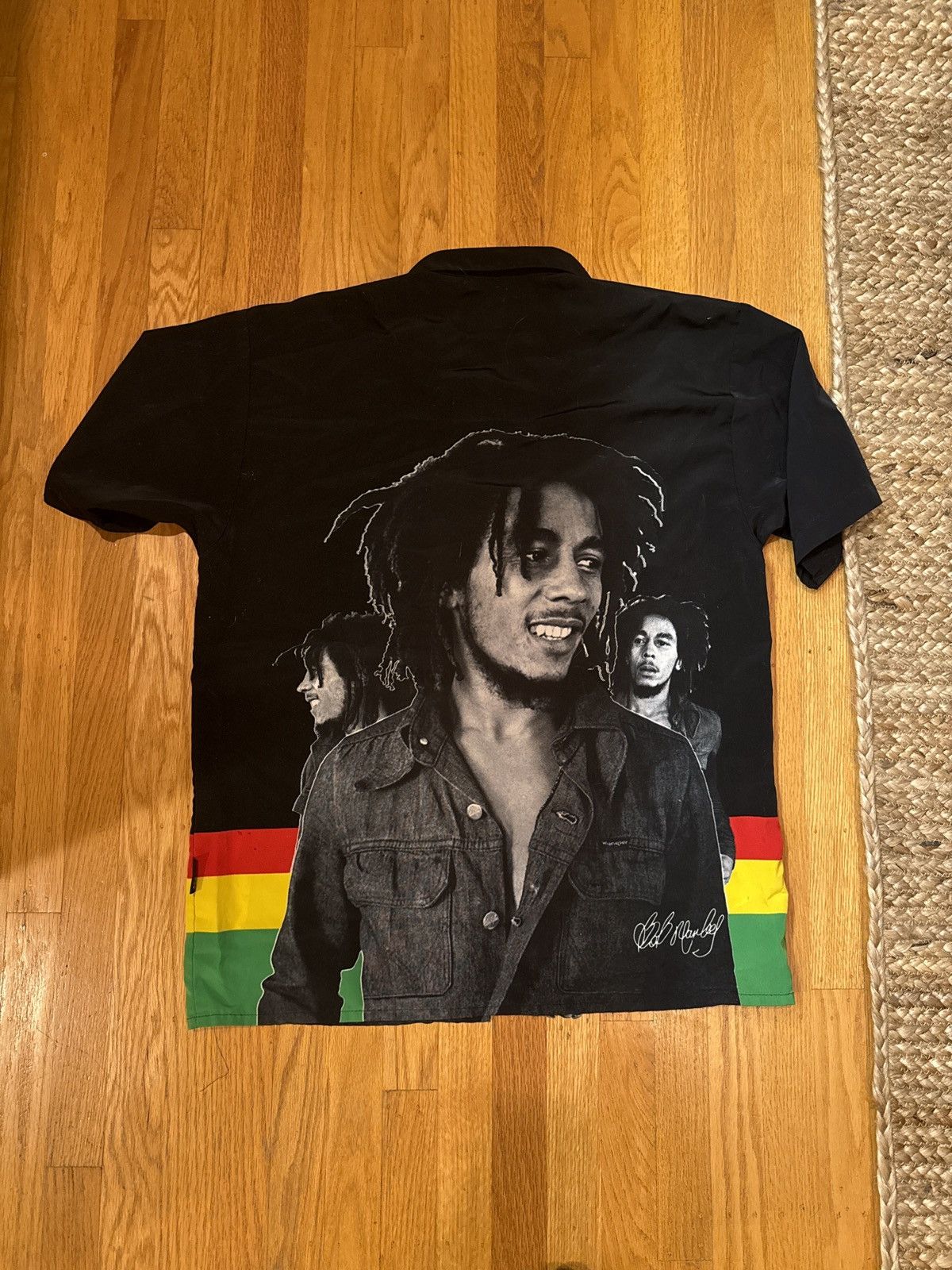 Other Vintage Bob Marley T-Shirt – One of One Tie-Dye Hem (Size L) Size US L / EU 52-54 / 3 - 2 Thumbnail