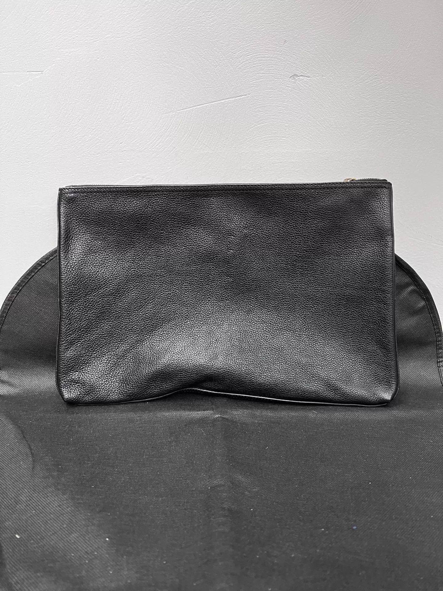 Gucci Gucci Men's Black Belt Print Litchi Cowhide Clutch Like New Size ONE SIZE - 2 Thumbnail