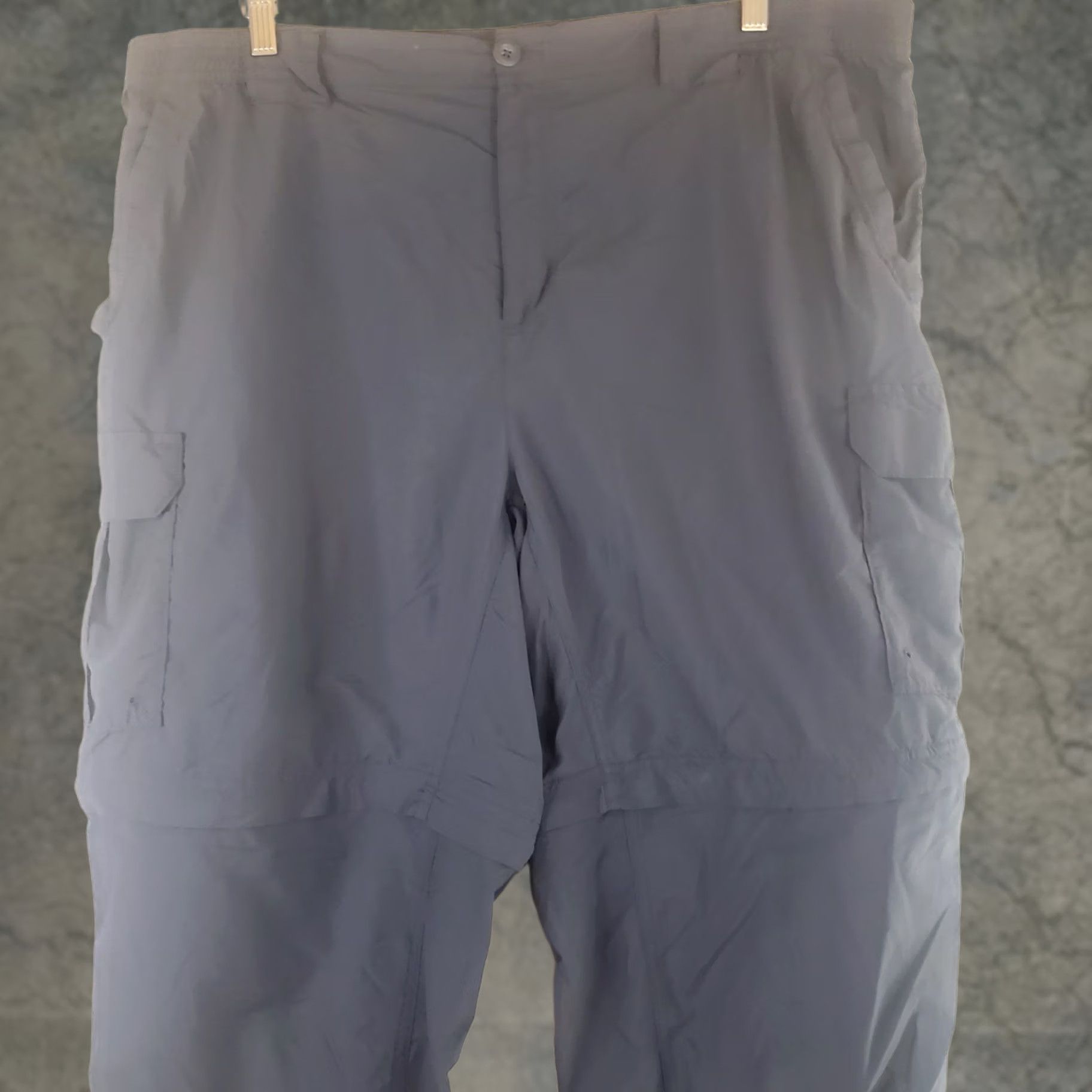 Vintage Columbia Pants Mens 2XLx32 Gray Silver Ridge Utility Convertible Omni Wick 40-42 Size US 39 - 1 Thumbnail