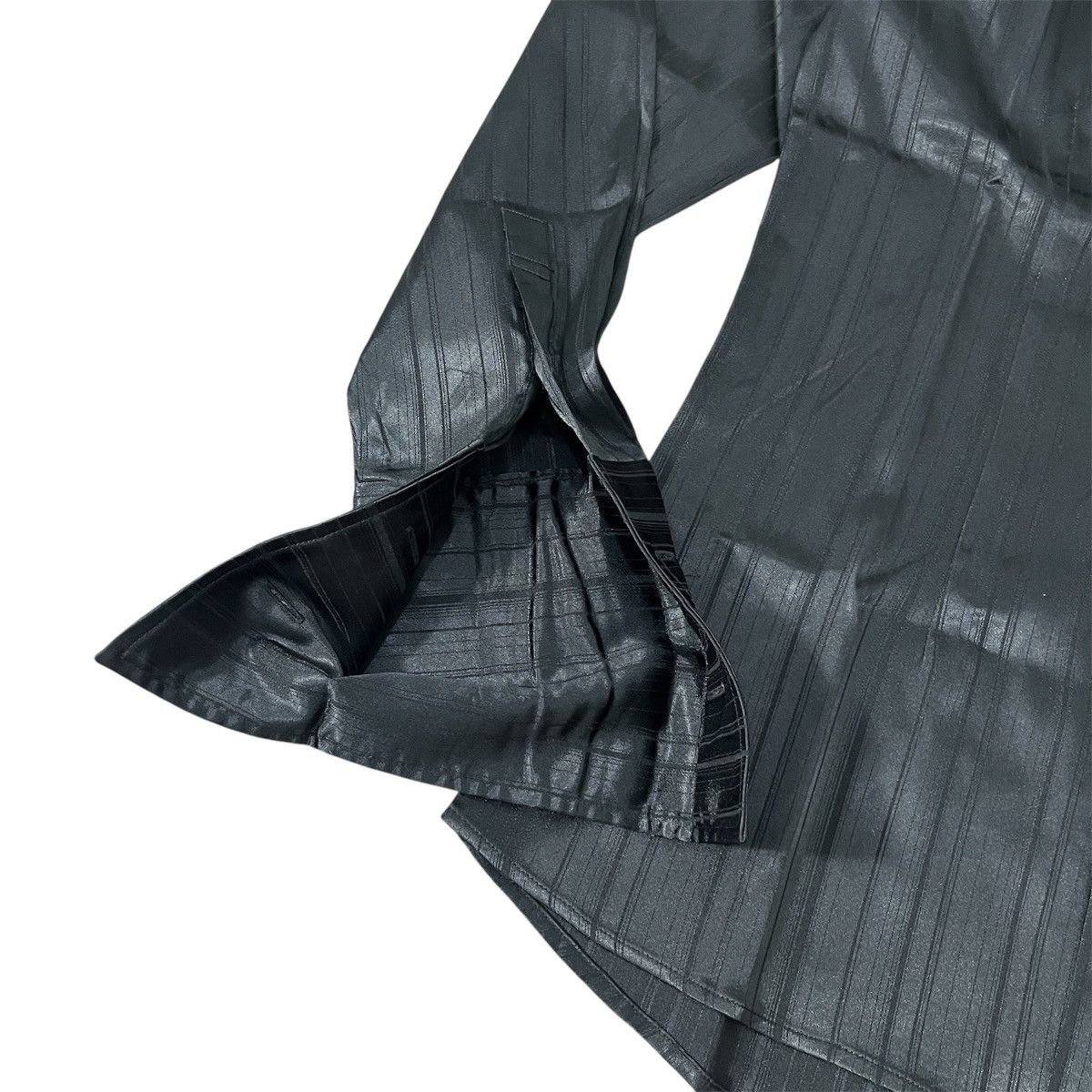 Tornado Mart Black Slick Shirt Body Press Tornado Mart ifsix lgb style Size US M / EU 48-50 / 2 - 5 Thumbnail