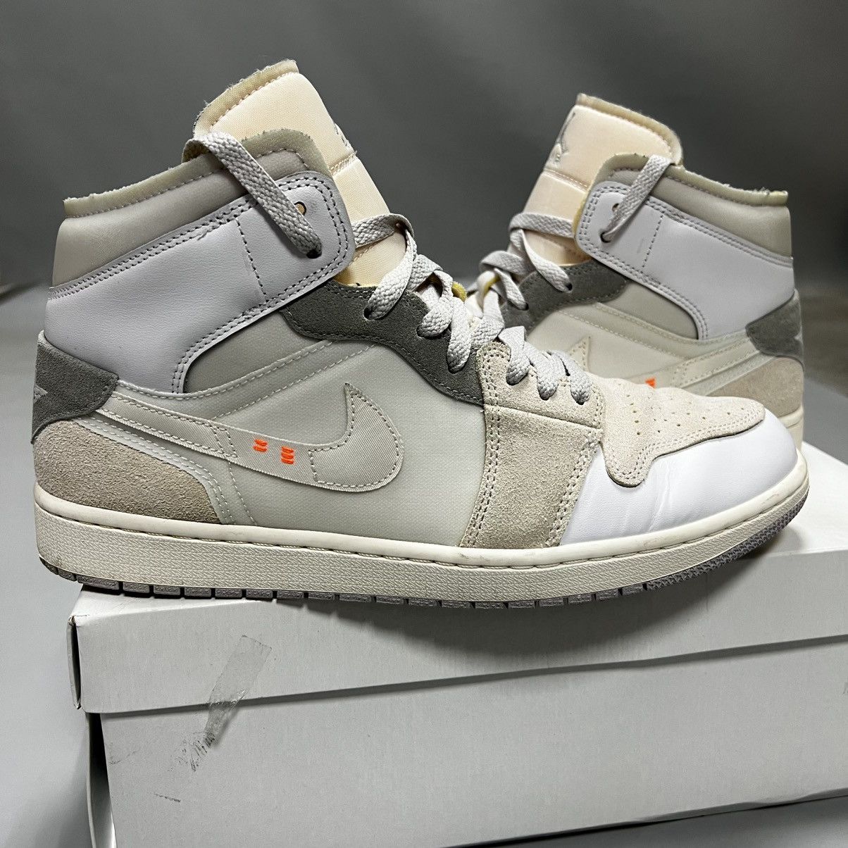 Jordan Brand × Nike Nike Air Jordan 1 Mid SE Craft sneakers shoes Size US 12 / EU 45 - 2 Thumbnail