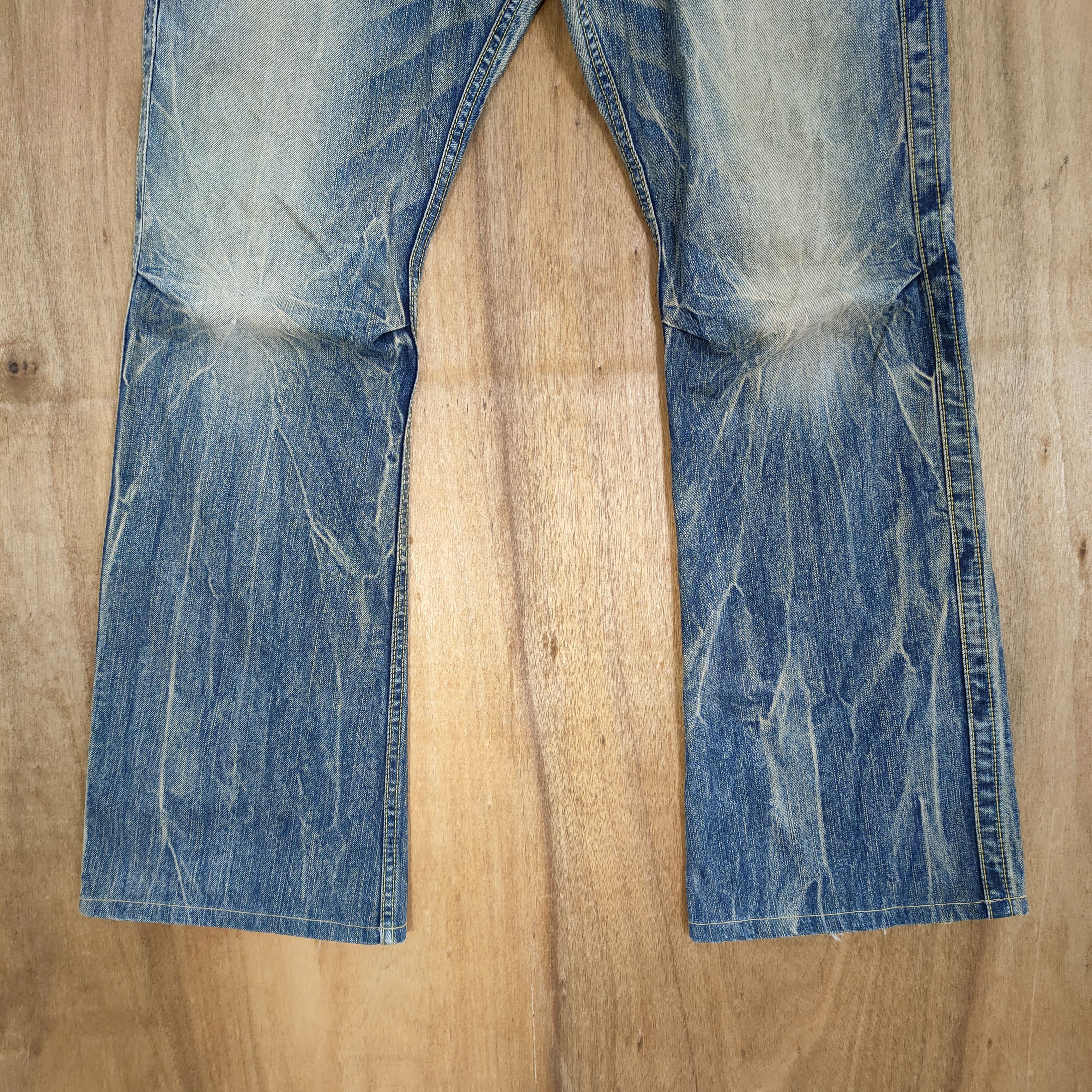 Japanese Brand VINTAGE MADE IN NIPPON FADED FLARE JEANS PANTS Size US 34 / EU 50 - 4 Thumbnail