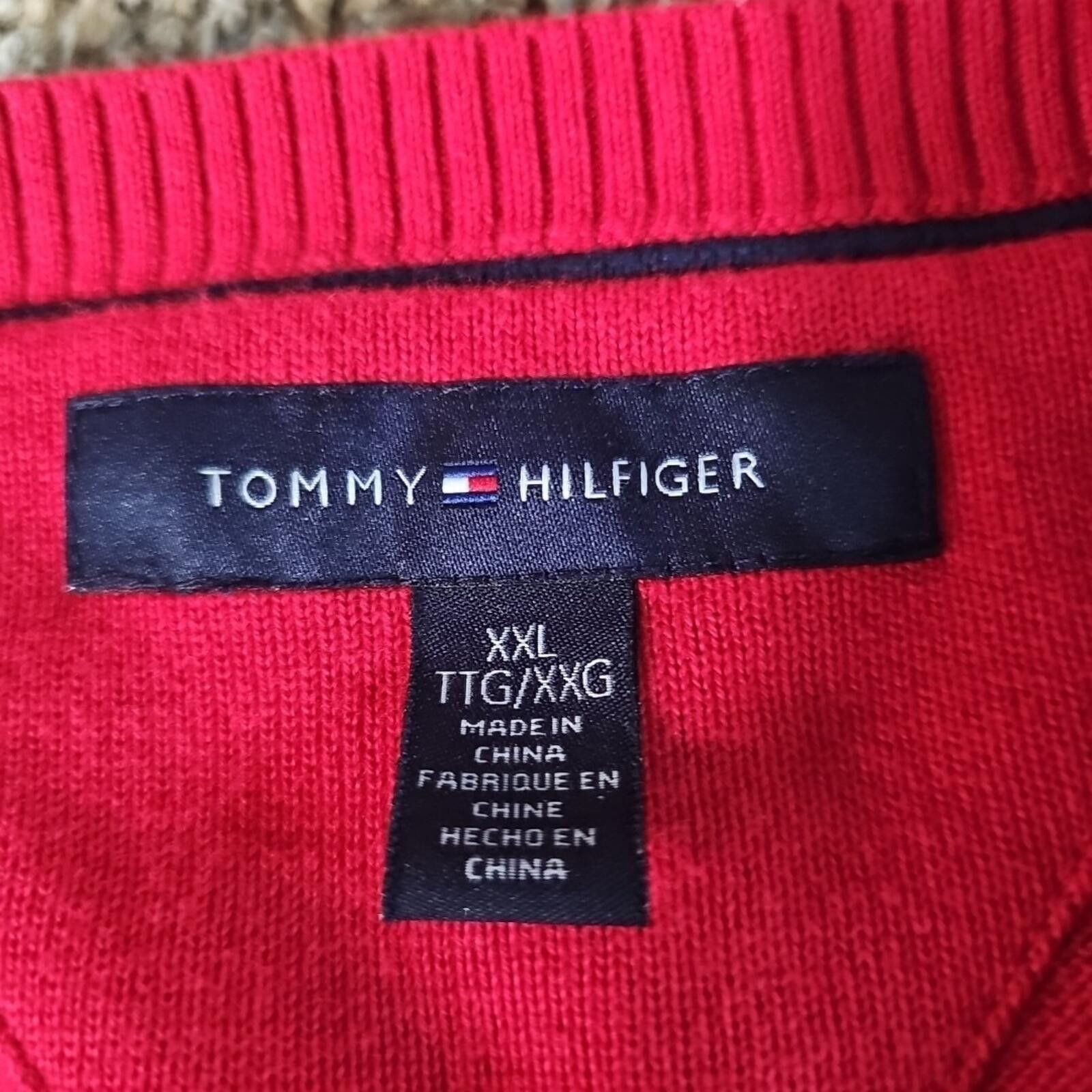 Tommy Hilfiger Tommy Hilfiger XXL V Neck Sweater Long Sleeve Red Logo Size US XXL / EU 58 / 5 - 3 Thumbnail