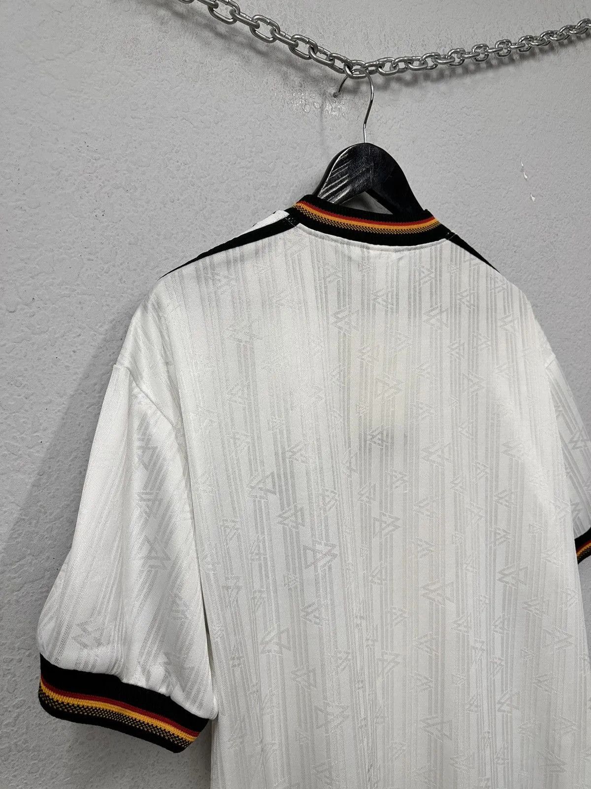 Adidas Wow😻Adidas Vintage Jersey Germany 90s Soccer Home T-Shirt Size US XL / EU 56 / 4 - 11 Thumbnail