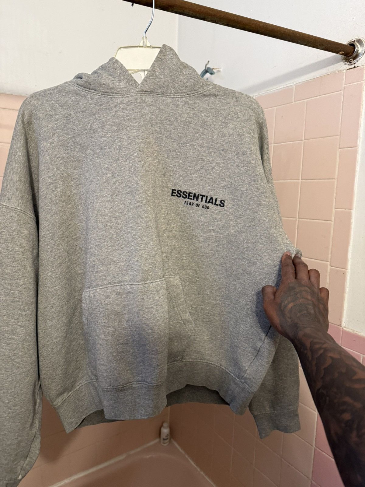 Essentials Essentials fear of God Dark Oatmeal Size US S / EU 44-46 / 1 - 1 Thumbnail