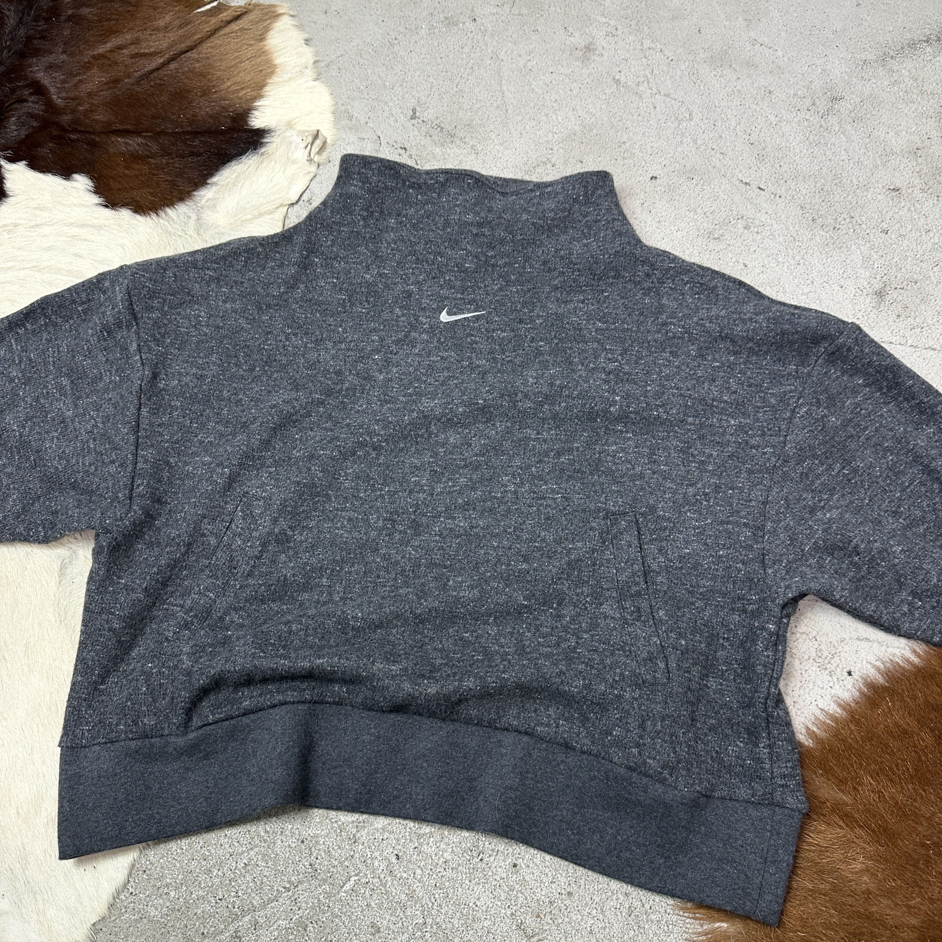 Nike Vintage Streetwear Sporty Nike Therma Fit Sweatshirt Y2K Size XS / US 0-2 / IT 36-38 - 3 Thumbnail