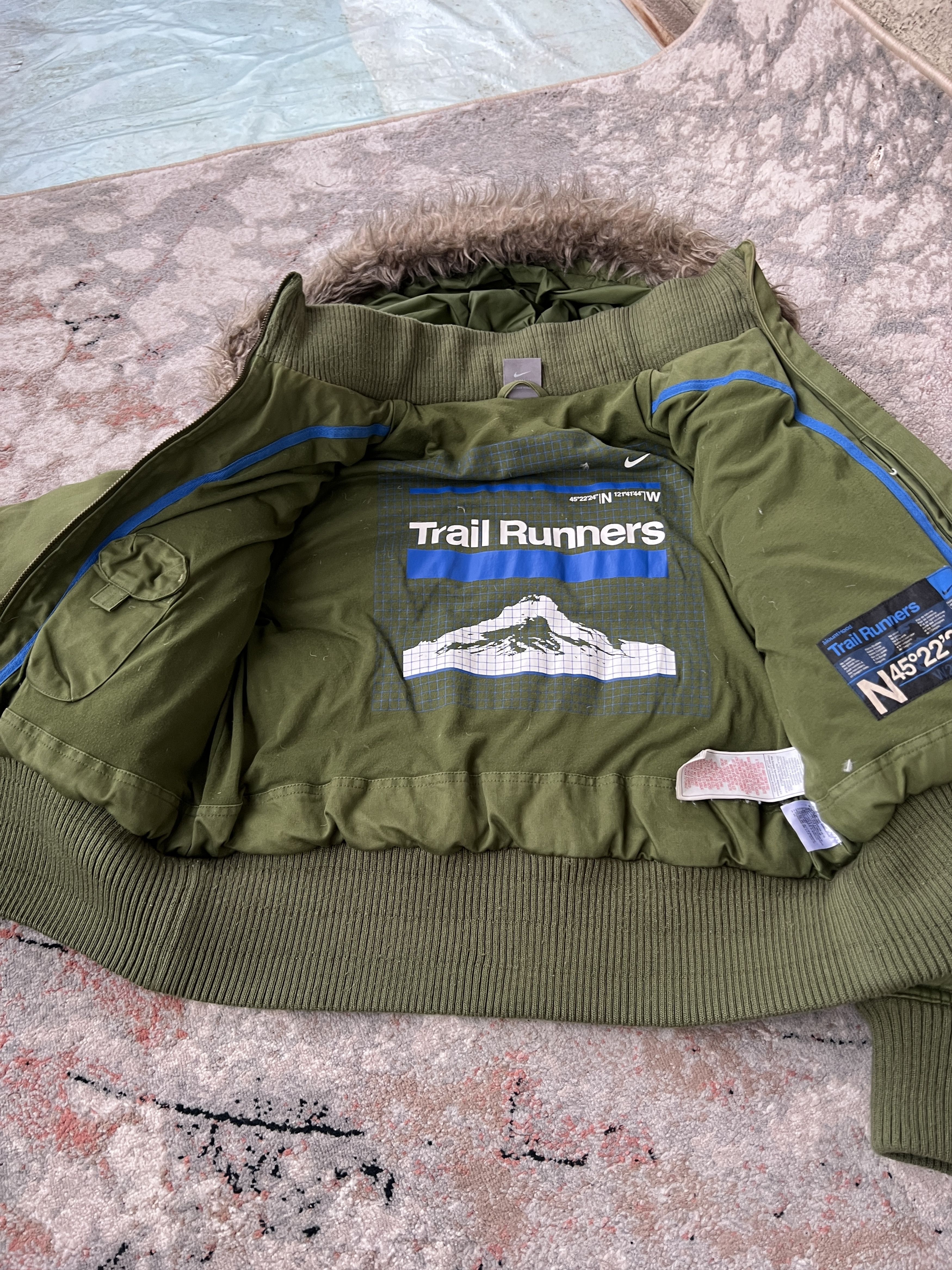 Nike Vintage Nike Trail Runners Down Jacket Size M / US 6-8 / IT 42-44 - 4 Thumbnail