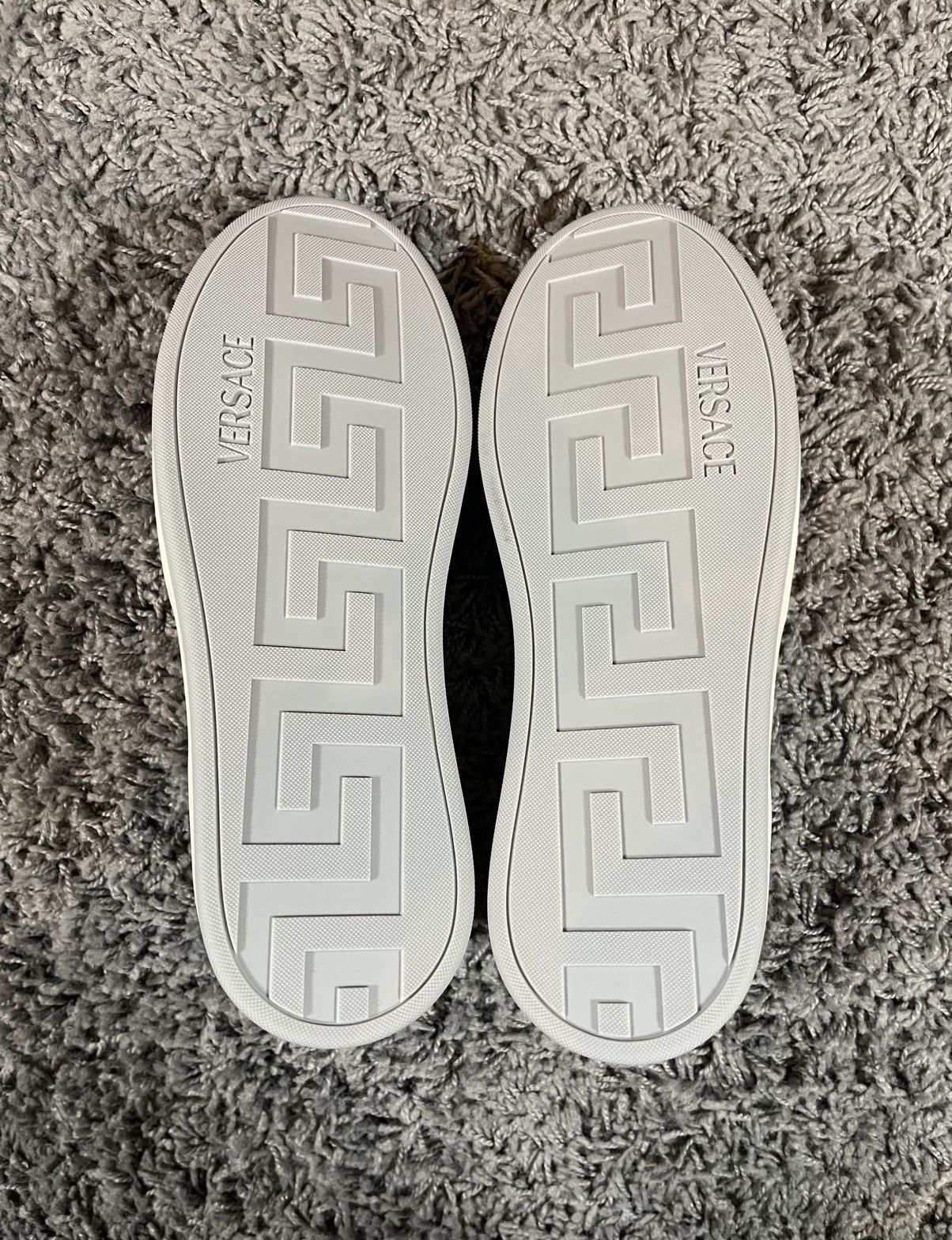 Versace Versace Medusa Logo Leather Sneakers White Blue Size US 8.5 / EU 41-42 - 9 Thumbnail