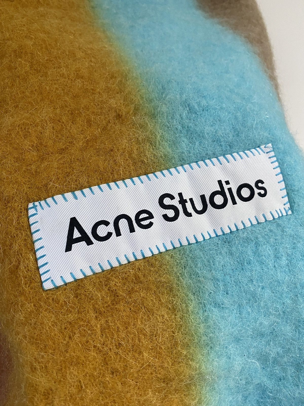 Acne Studios Acne Studios Gradient Striped Scarf Large Wool Alpaca Mohair Size ONE SIZE - 6 Thumbnail