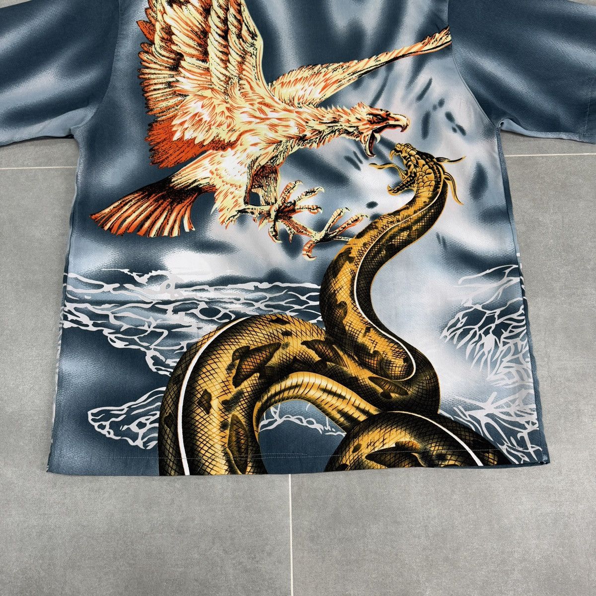 Japanese Brand × Vintage Guo Zhi Ting Dragon Eagle Aloha Hawaiian Button Shirt Size M Size US M / EU 48-50 / 2 - 14 Thumbnail