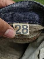 Japanese Brand Vintage Y2k Lolita Zipper Pocket Clawmark Faded Denim Jeans Size US 29 - 11 Thumbnail