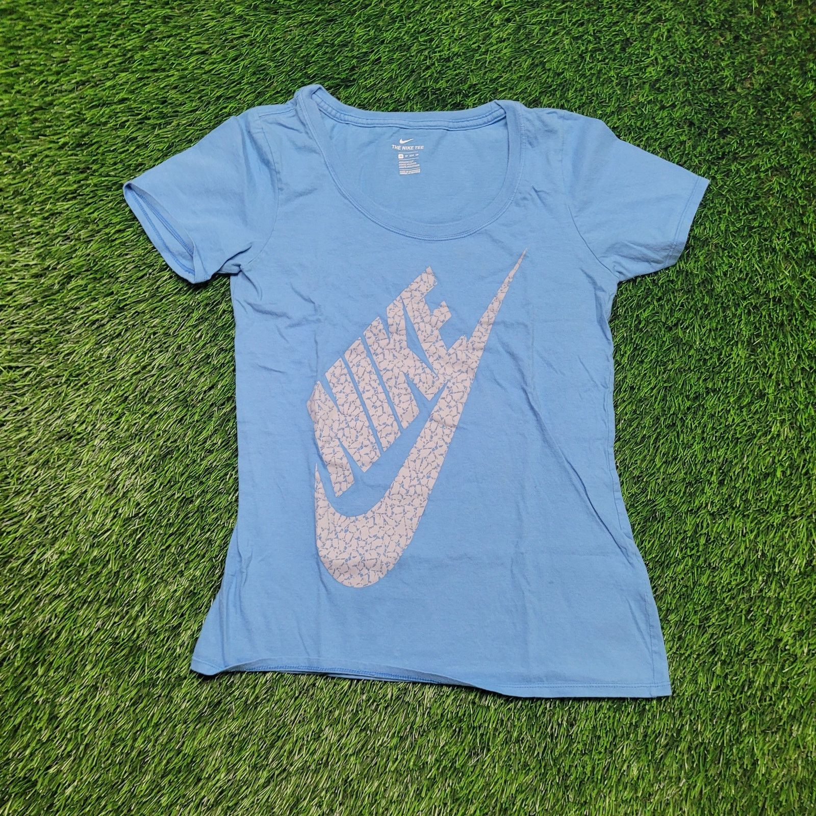 Nike Nike Womens Athletic Tee Shirt Size XS Slim Fit Big Swoosh Size XS / US 0-2 / IT 36-38 - 1 Thumbnail
