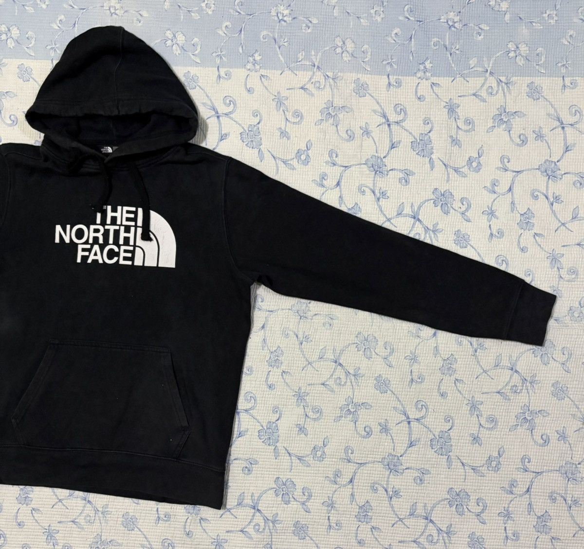The North Face The North Face Black Hoodie Size US L / EU 52-54 / 3 - 3 Thumbnail