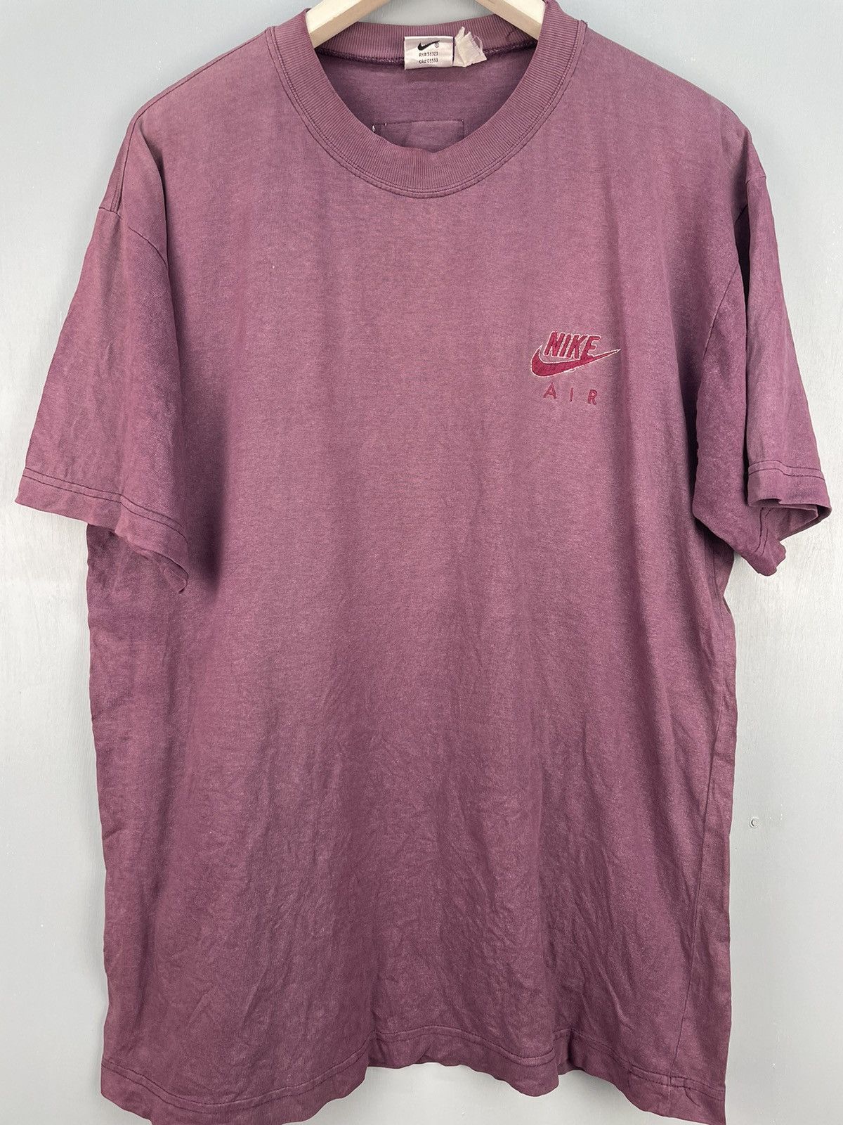 Nike Vintage 90s Nike Air embroidery Logo t shirt Size US L / EU 52-54 / 3 - 3 Thumbnail