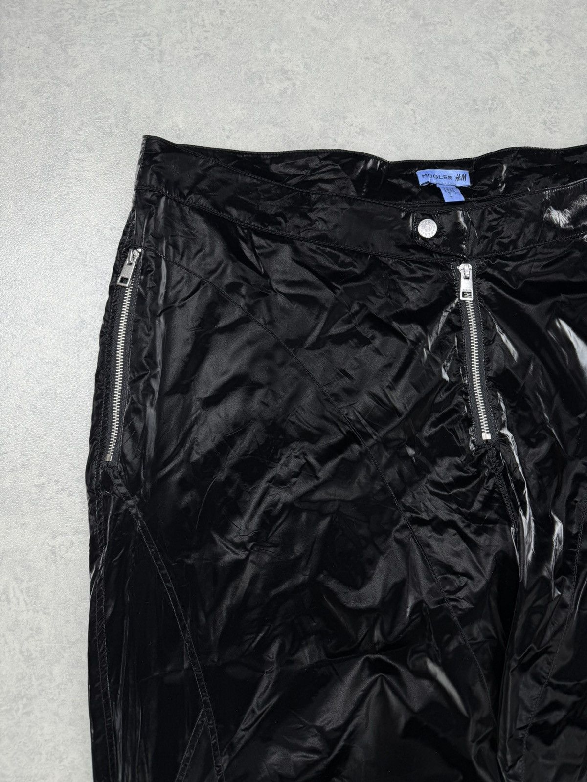 H&M × Mugler Mugler x H&M Black Coated Biker Pants Zip Detail Size 46R Size US 38 / EU 54 - 5 Thumbnail