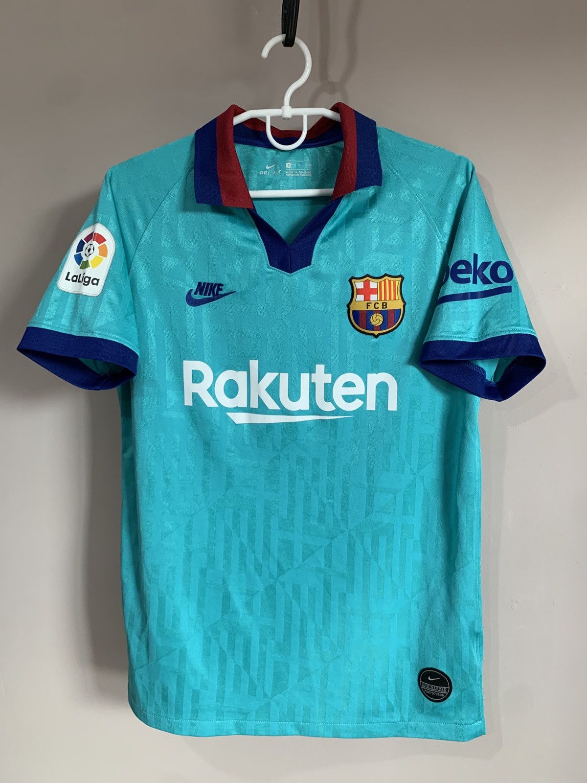 Nike Barcelona 2019 Third Football Shirt Nike Soccer Jersey Sz S Size US S / EU 44-46 / 1 - 1 Thumbnail