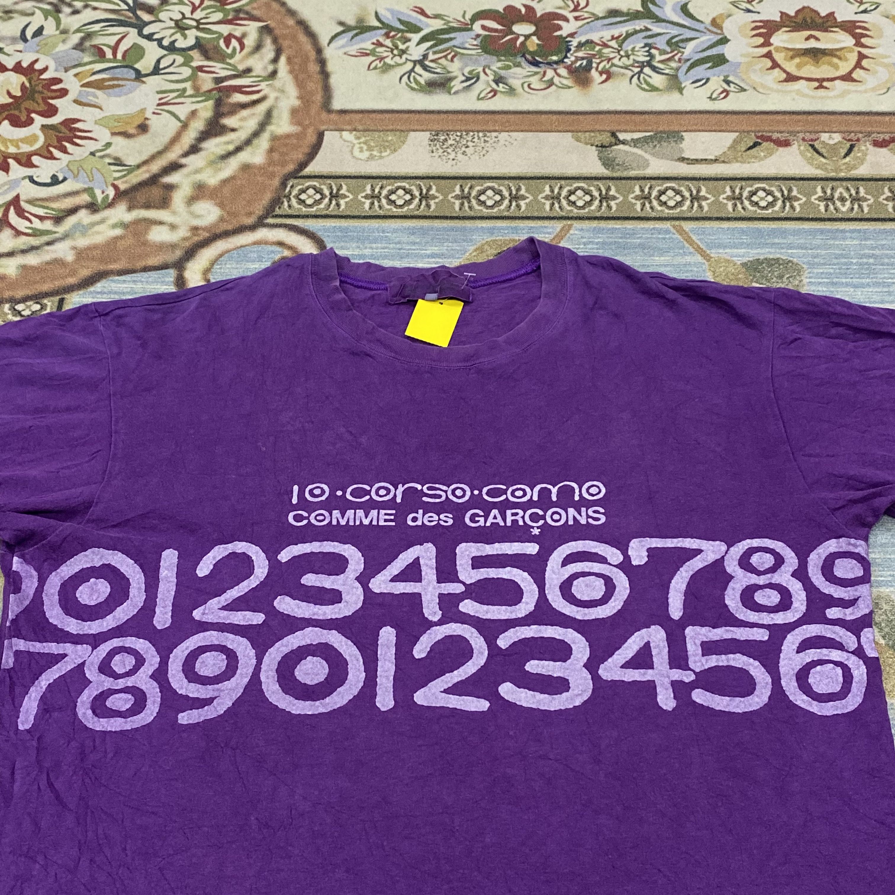 10 Corso Como × Comme des Garcons 10 CORSO COMO X COMME DES GARCONS X MAISON MARGIELA t-shirts Size US M / EU 48-50 / 2 - 6 Thumbnail