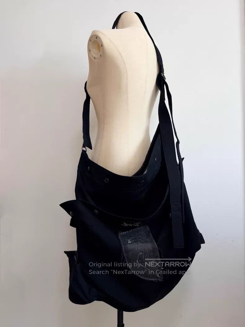 Yohji Yamamoto Yohji Yamamoto Crossbody bag with structured design and si Size ONE SIZE - 1 Thumbnail