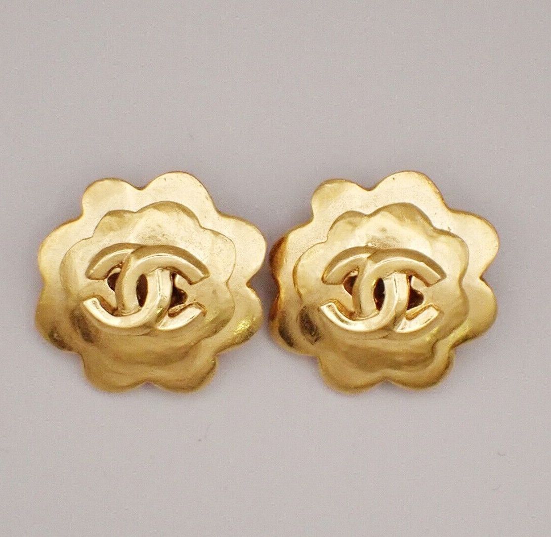 Chanel Chanel Vintage Flower Clip-On Earrings Metal Size ONE SIZE - 1 Thumbnail