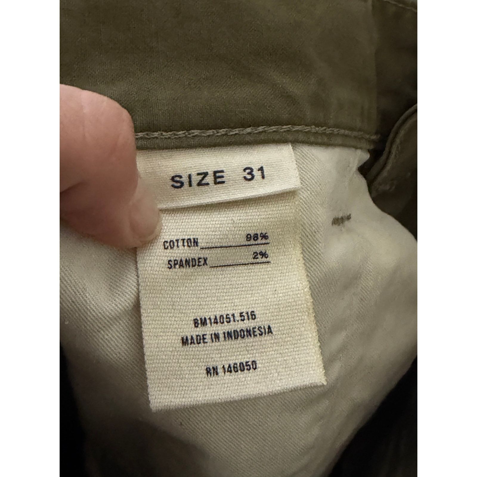 Buck Mason Buck Mason khaki green straight leg chini pants sz 31x33 Size US 31 - 6 Thumbnail