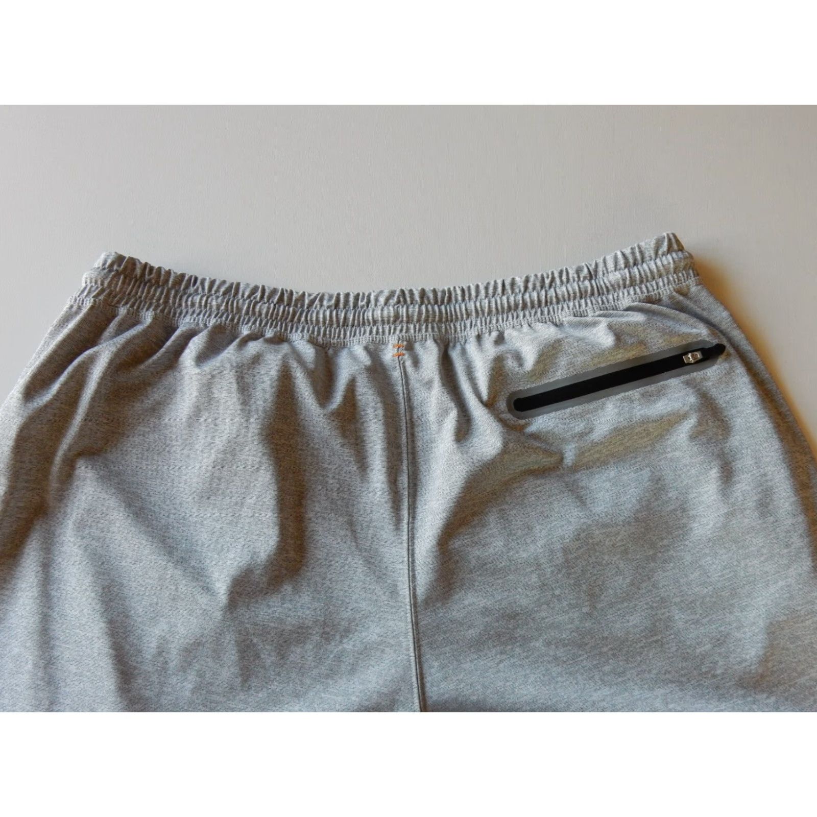 Tommy Bahama Tommy Bahama Athletic Shorts Mens XLT Big & Tall Gray 39" Waist 23" Length Size US 36 / EU 52 - 3 Thumbnail