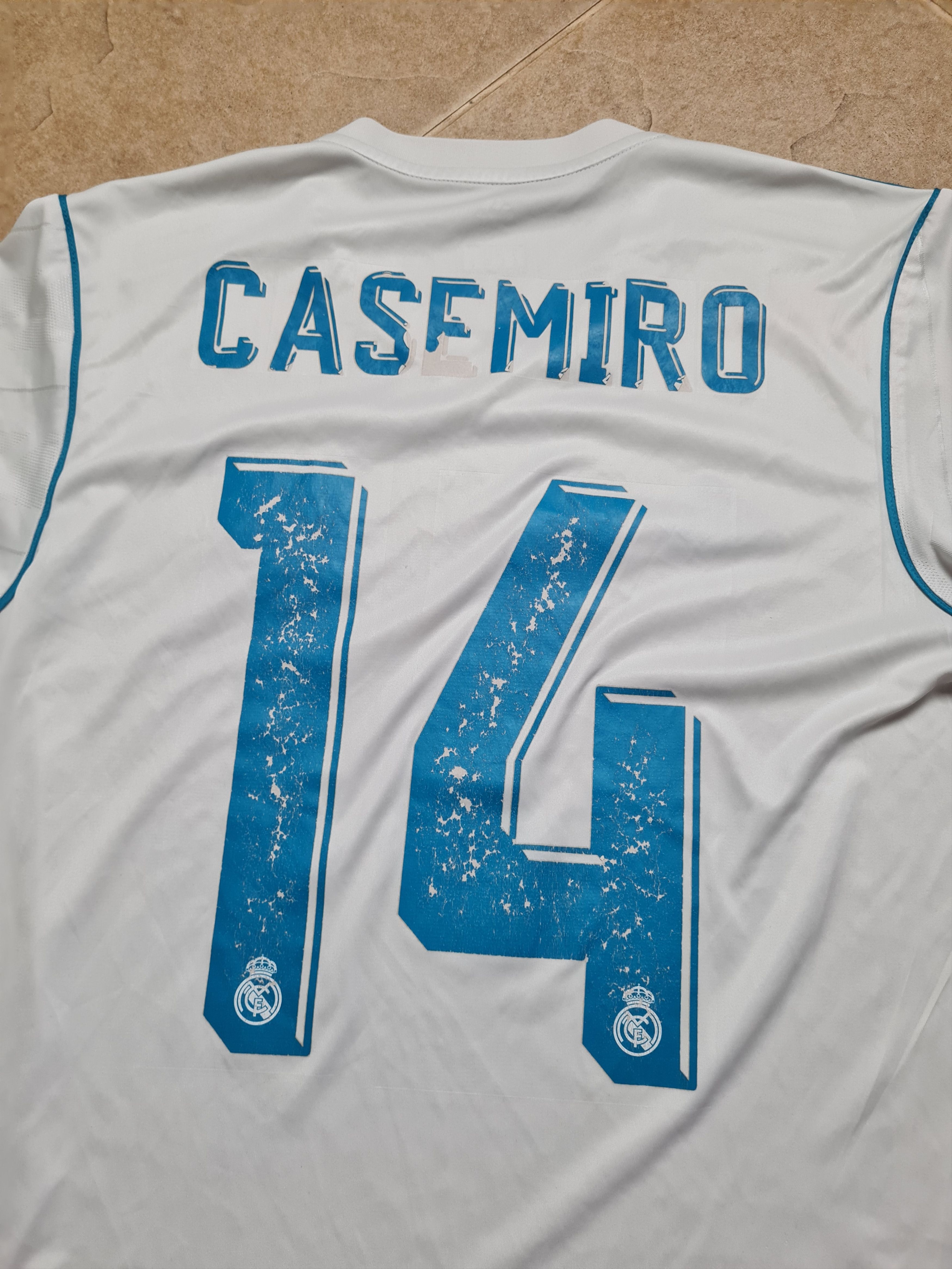 Adidas Real Madrid Adidas #14 CASEMIRO 2017/18 Home Soccer Shirt S Size US S / EU 44-46 / 1 - 18 Thumbnail