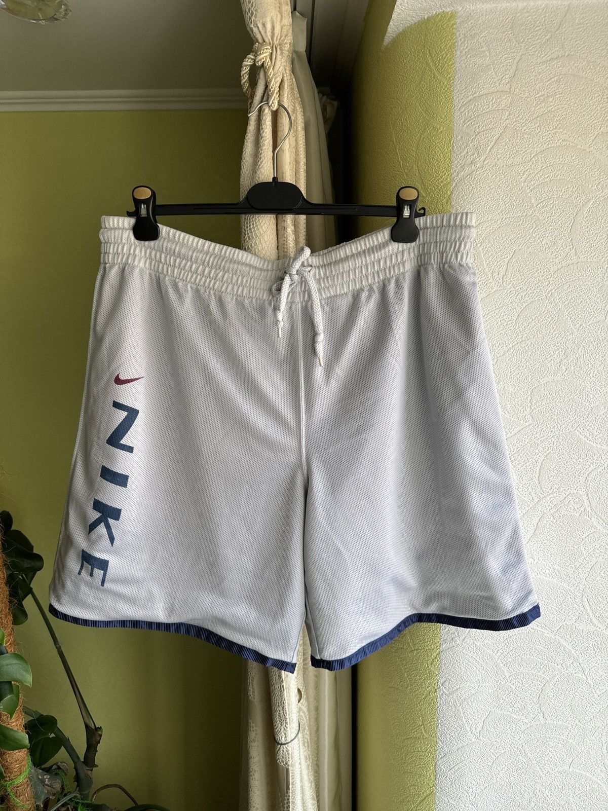 NBA × Nike × Vintage Vintage 90s Nike Basketball Reversible Shorts Big Logo Size US 36 / EU 52 - 3 Thumbnail