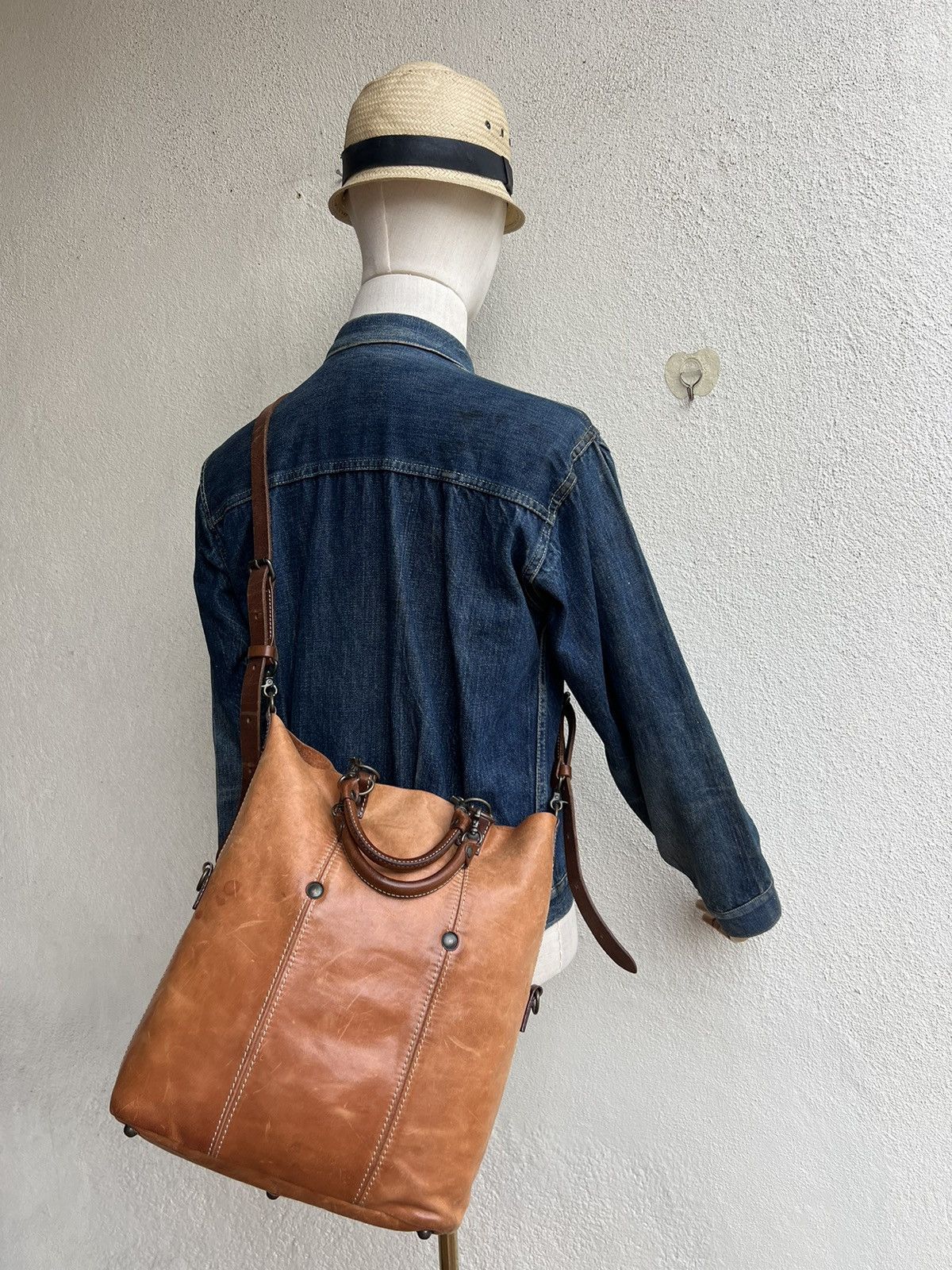 Leather Vintage REI Japan Distress Fade Patina Leather 2 Way Bag Size ONE SIZE - 2 Thumbnail