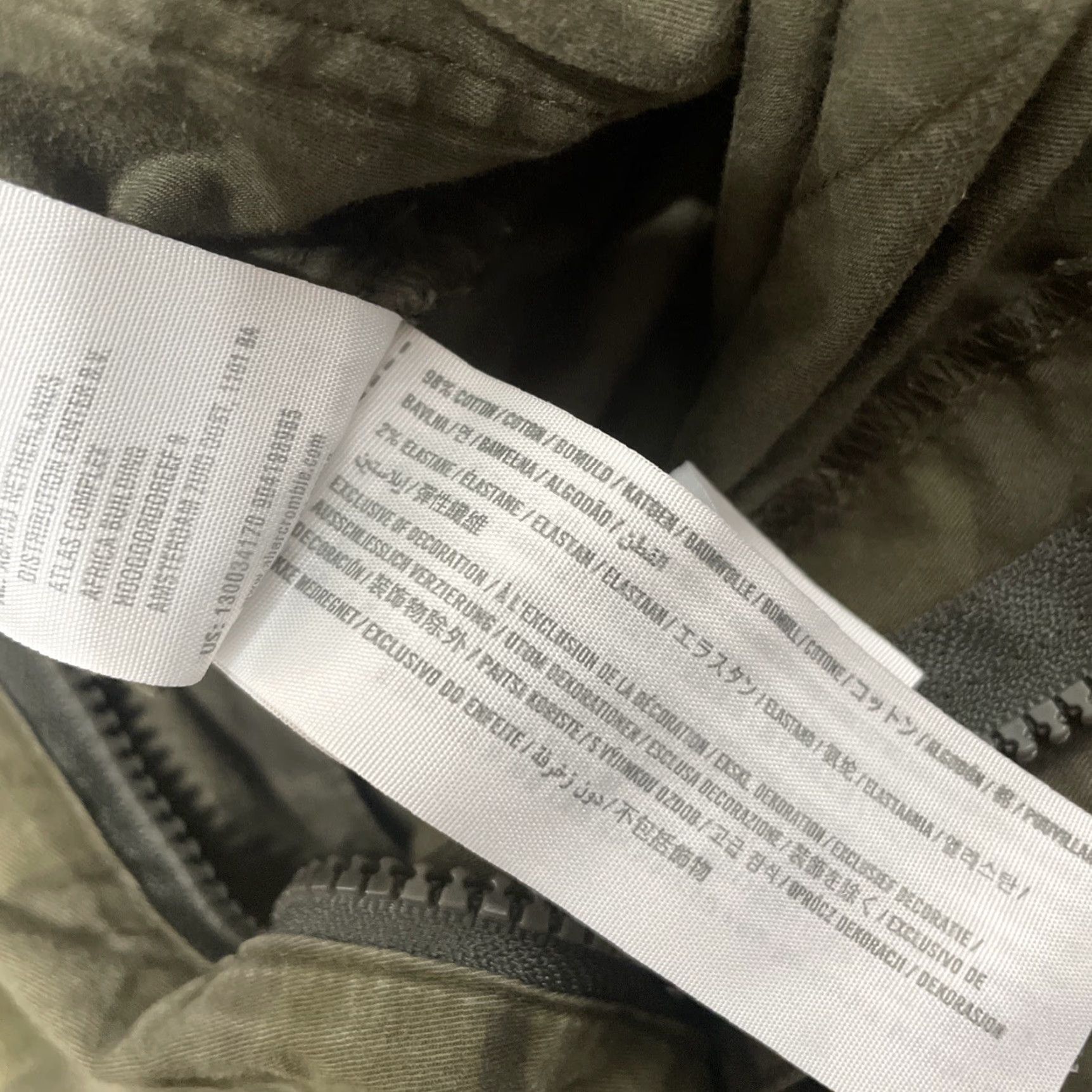 Abercrombie & Fitch VINTAGE Abercrombie & Fitch Military Camo Cargo Pants Men 36x32 Slim Straight Green Camouflage Cargo Pocket Zip Navy? Size US 36 / EU 52 - 5 Thumbnail