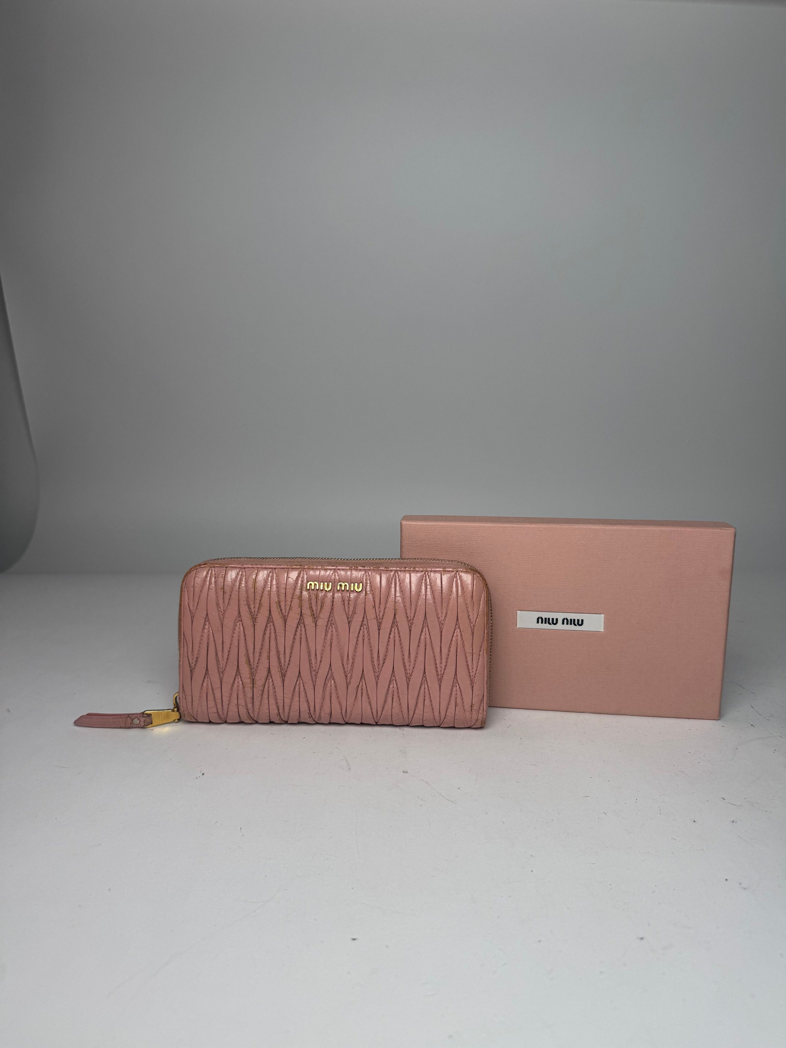 Miu Miu Vintage Leather Wallet Pink Size ONE SIZE - 1 Thumbnail