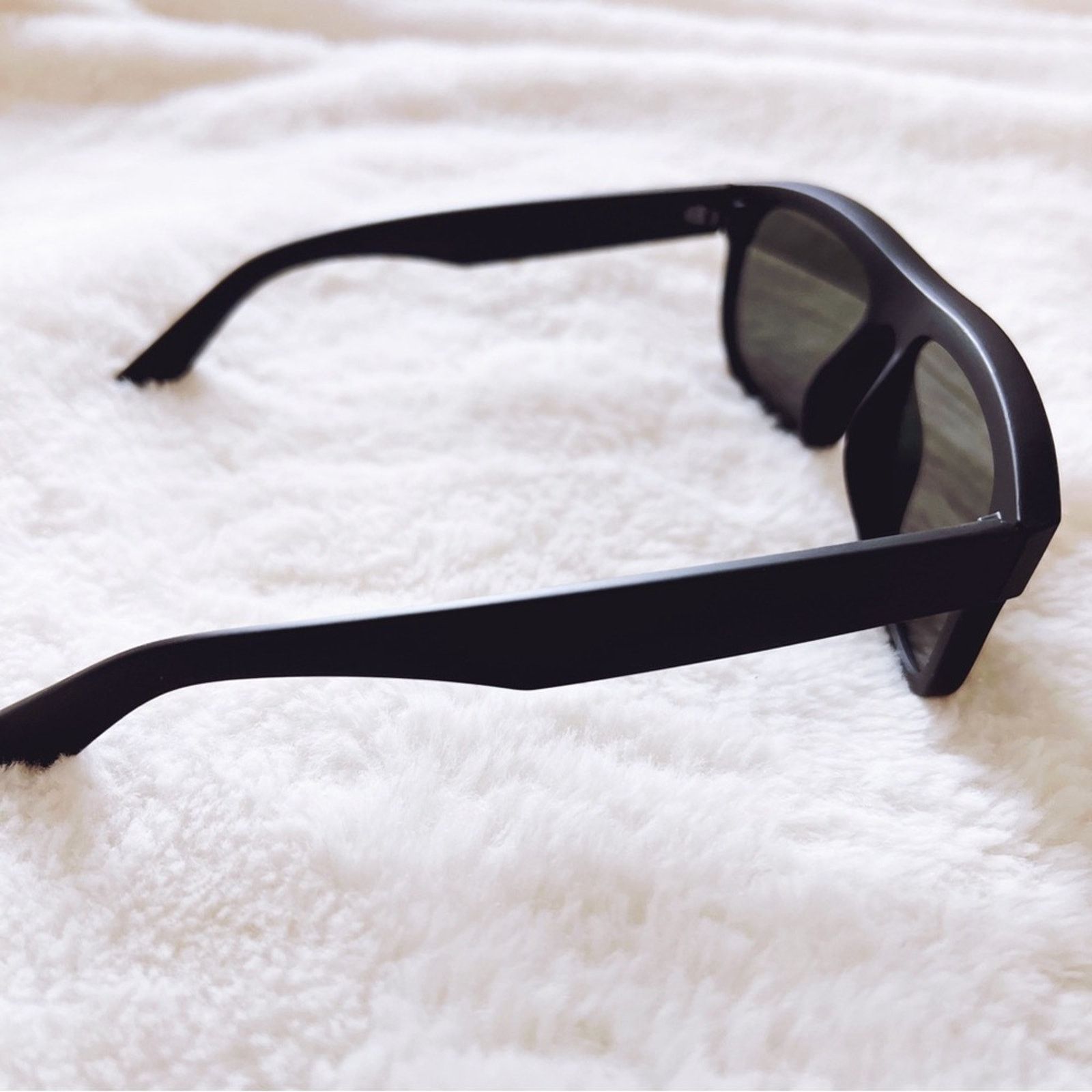 Other Stella Black Classic Sunglasses Size ONE SIZE - 6 Thumbnail