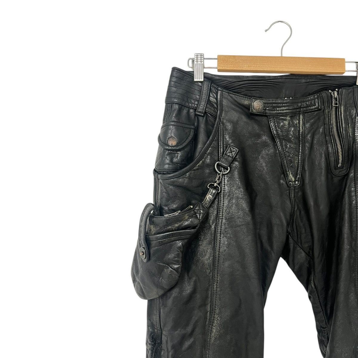 14th Addiction 14th addiction raven leather shorts Size US 30 / EU 46 - 2 Thumbnail