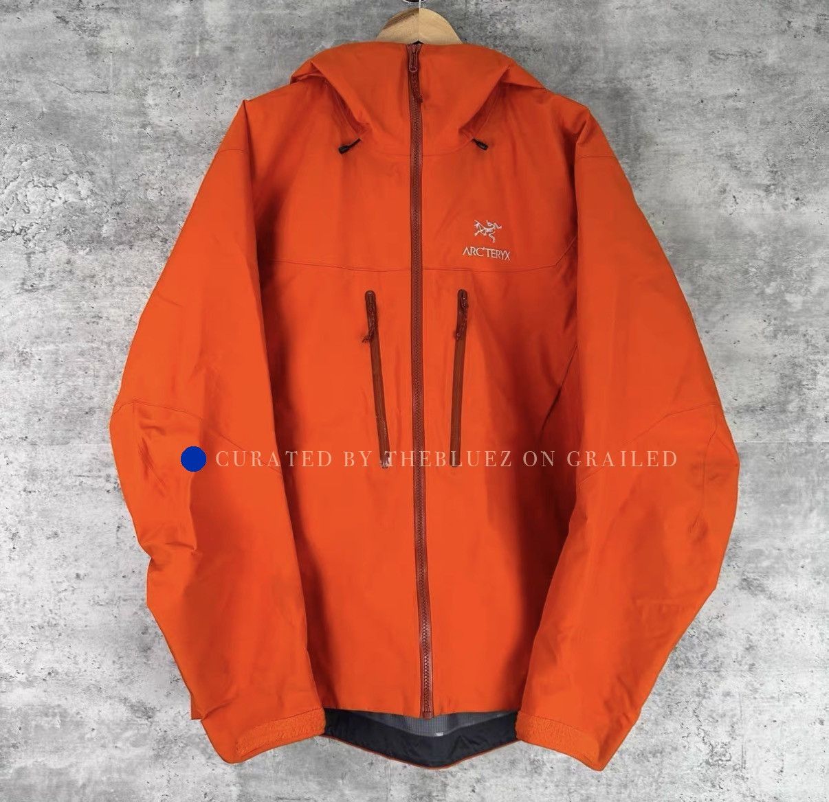 Arc'teryx Lightweight Orange Hooded Hard Shell Jacket Size US L / EU 52-54 / 3 - 1 Thumbnail
