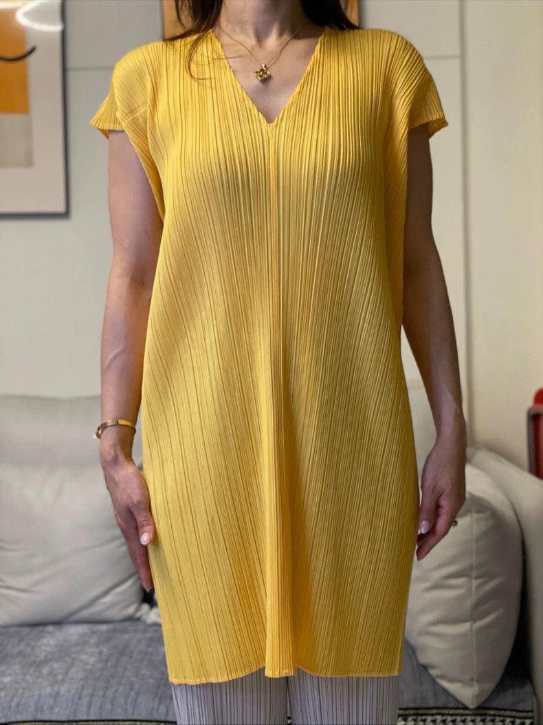 Issey Miyake issey miyake size:one size Yellow dress Size XS / US 0-2 / IT 36-38 - 1 Thumbnail