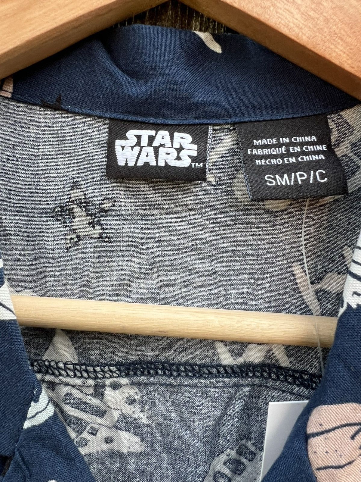 Other Star Wars Men’s Button Up Rayon Shirt S Size US S / EU 44-46 / 1 - 4 Thumbnail